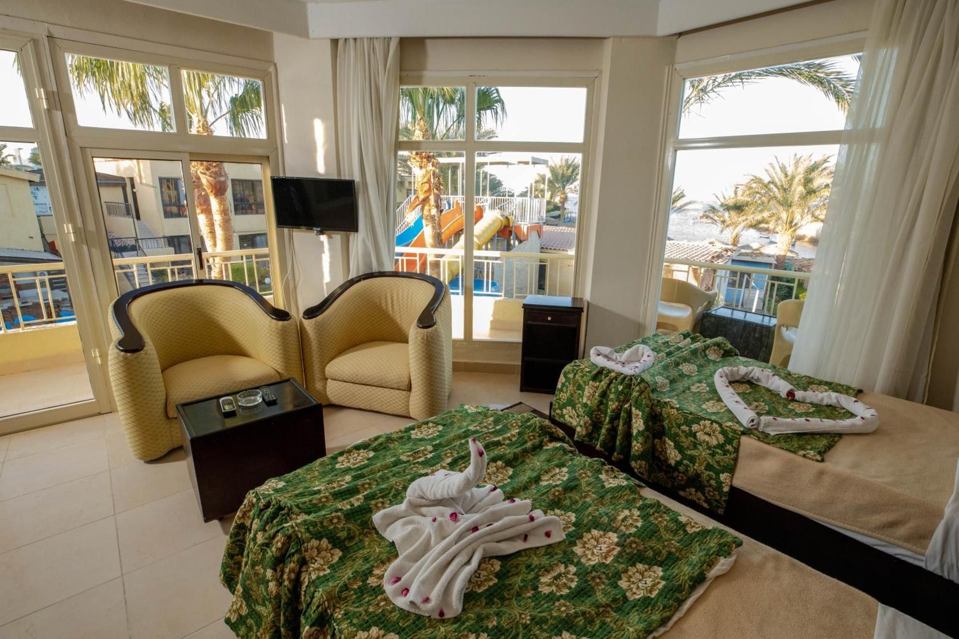 Family Room (4 Adults)