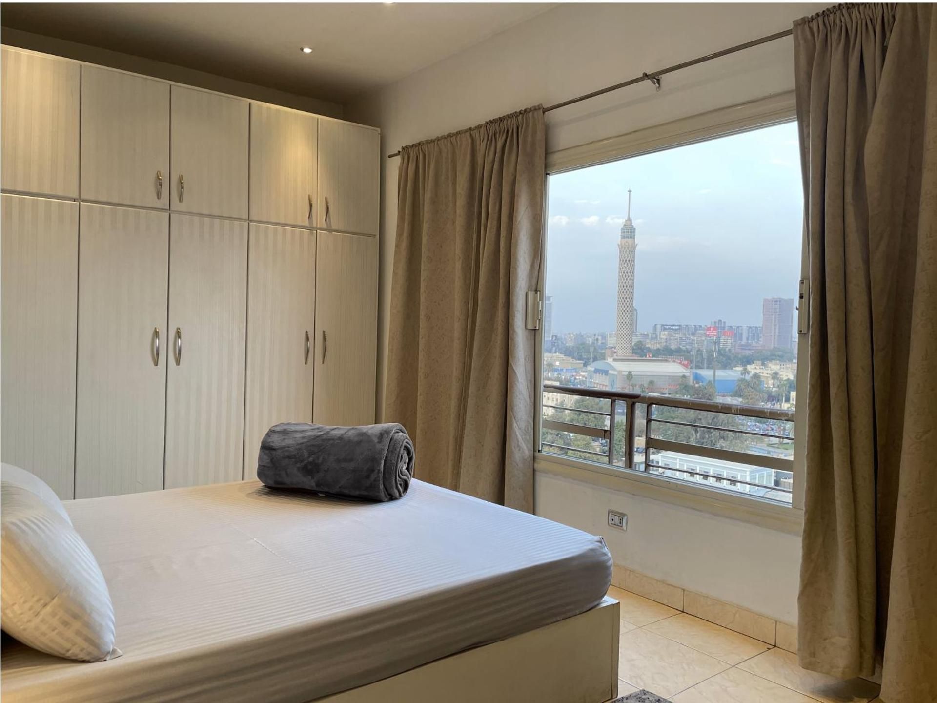 One-Bedroom Apartment with River View N903