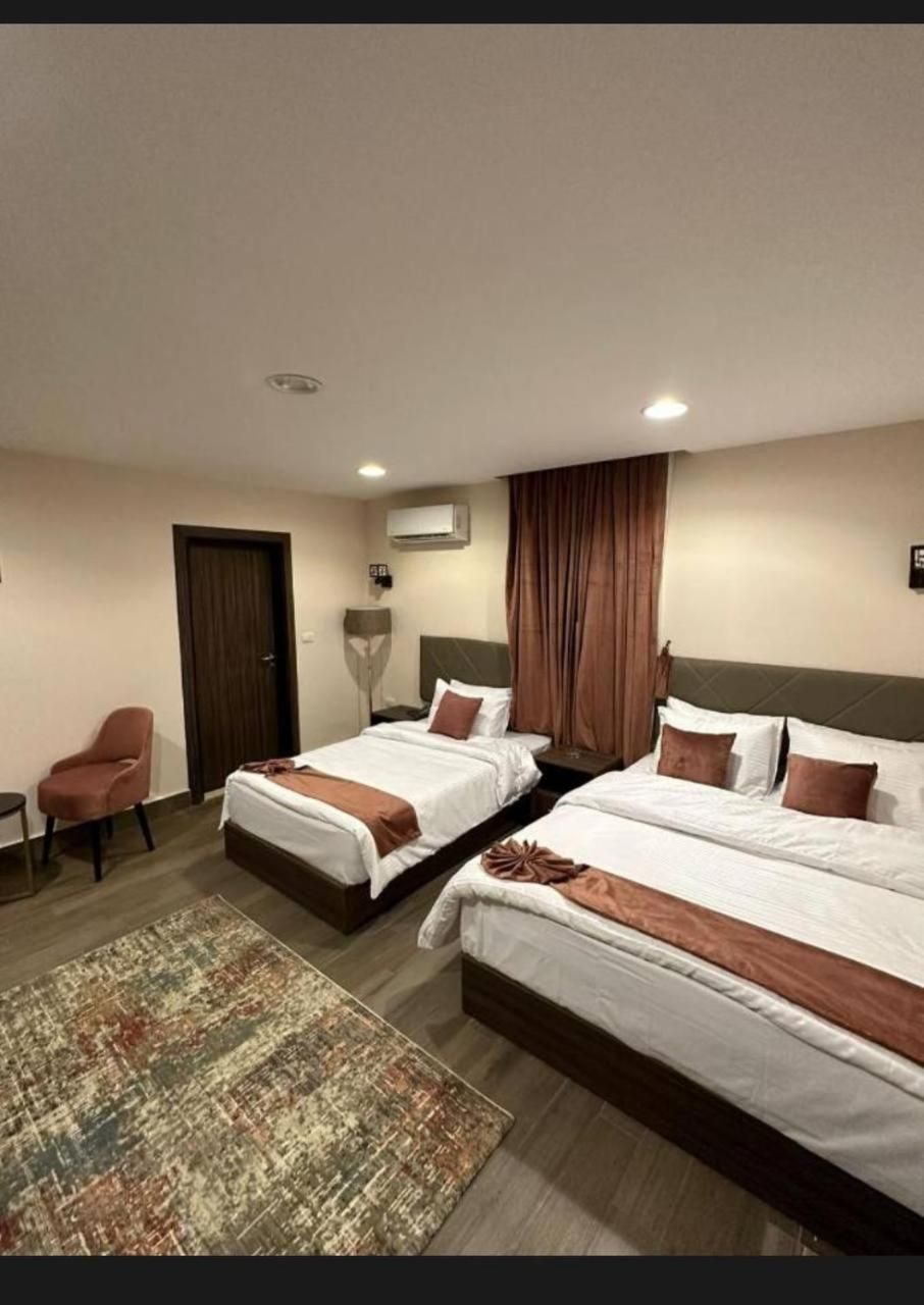 Comfort Triple Room