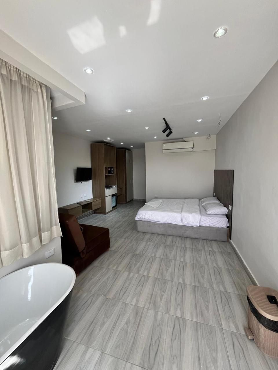 King Room with Mountain View