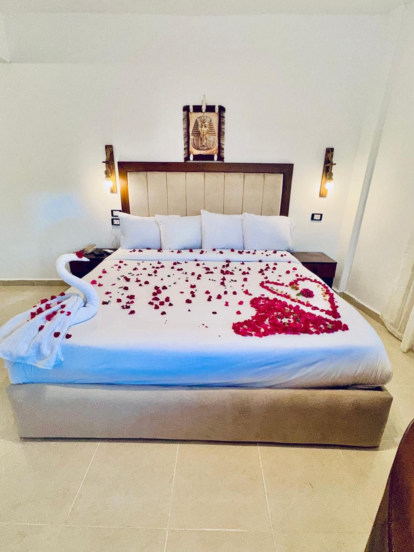 Queen Room with Spa Bath