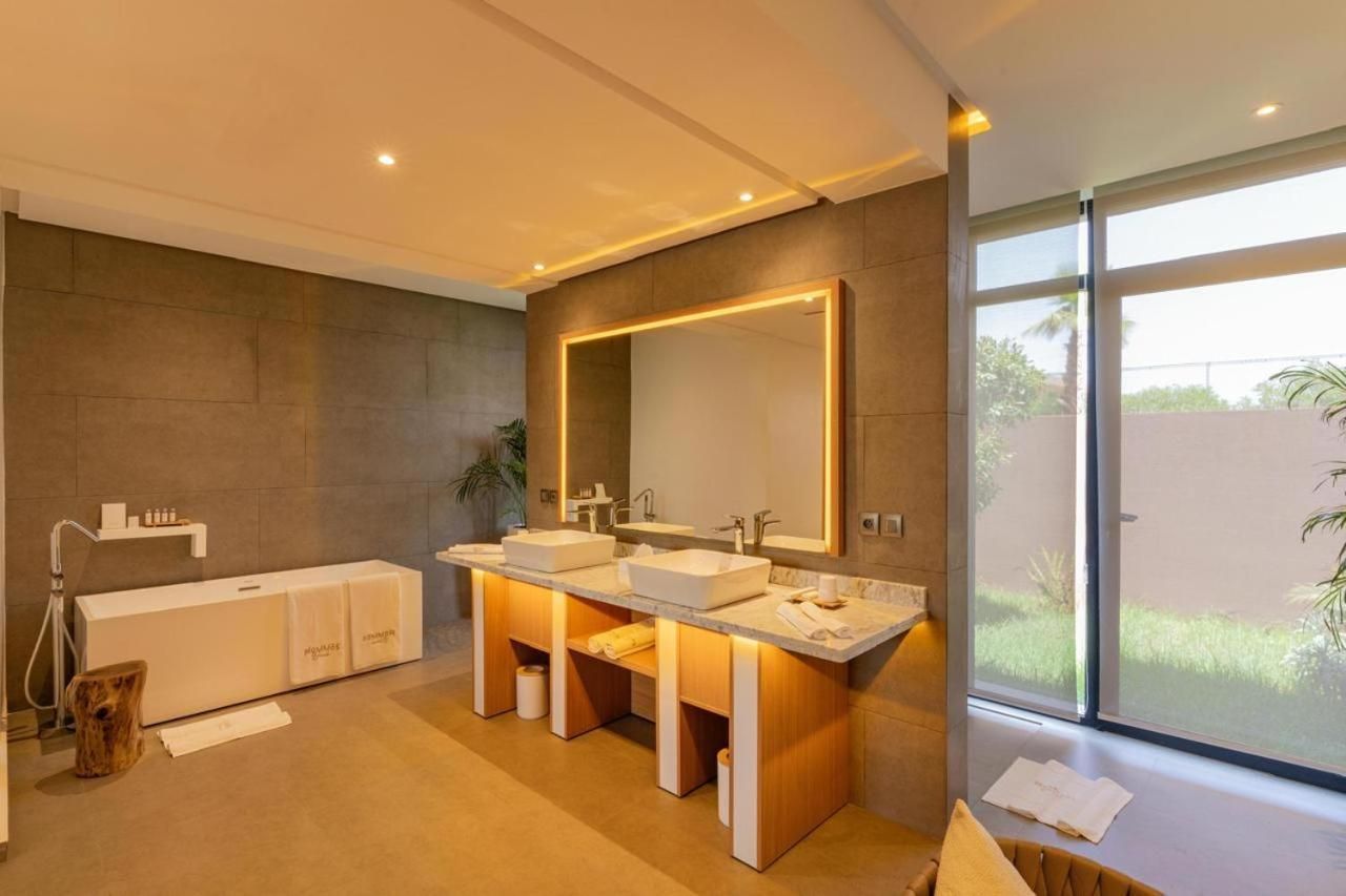 NOMMOS Beach RESORT & POOL CLUB Villa with Private Pool 2