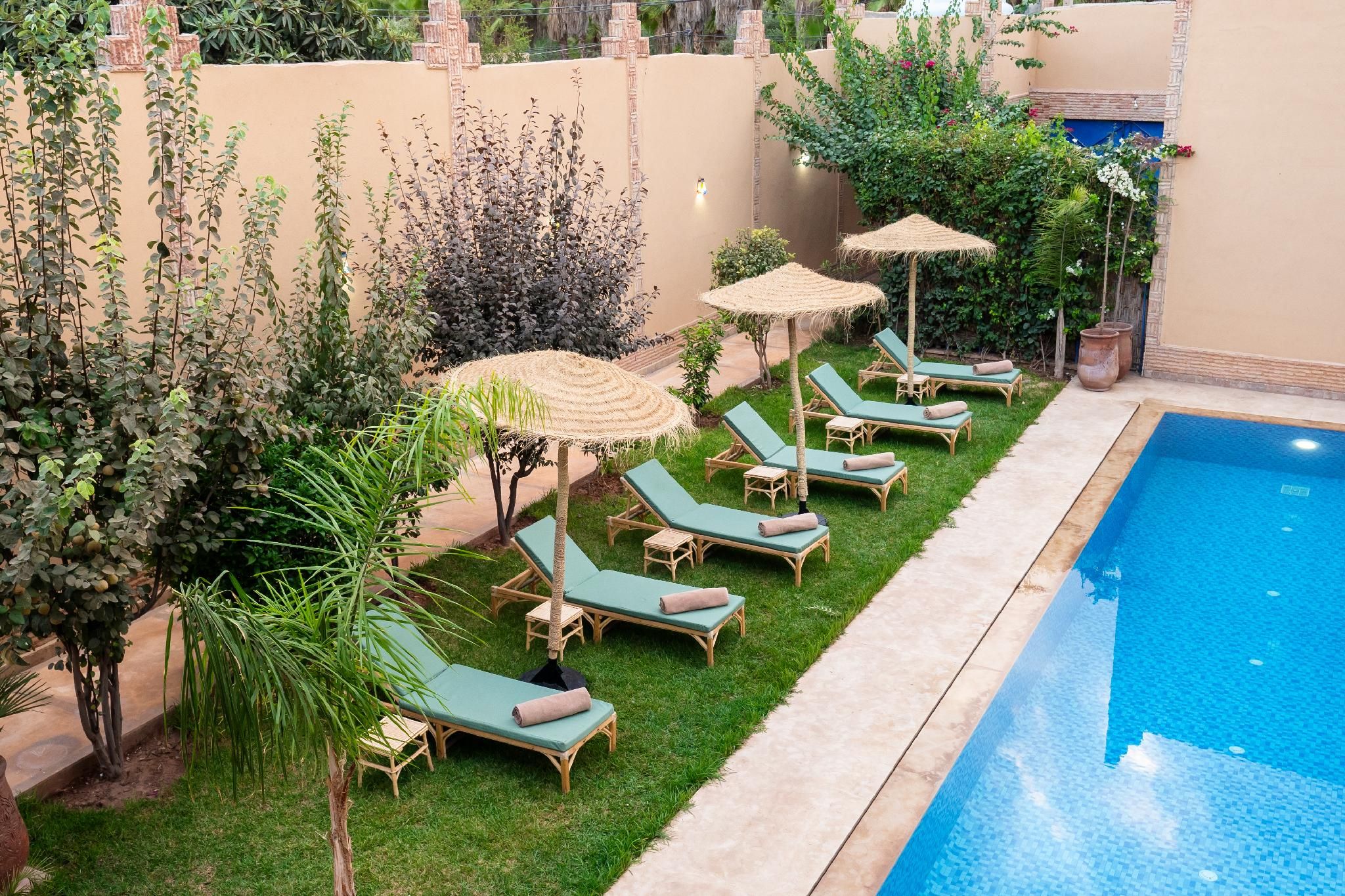 9a4ec6bfd9b768766654238a4d54f1ea