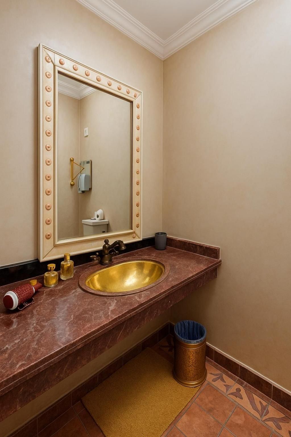 Deluxe Double Room (2 Adults + 1 Child)