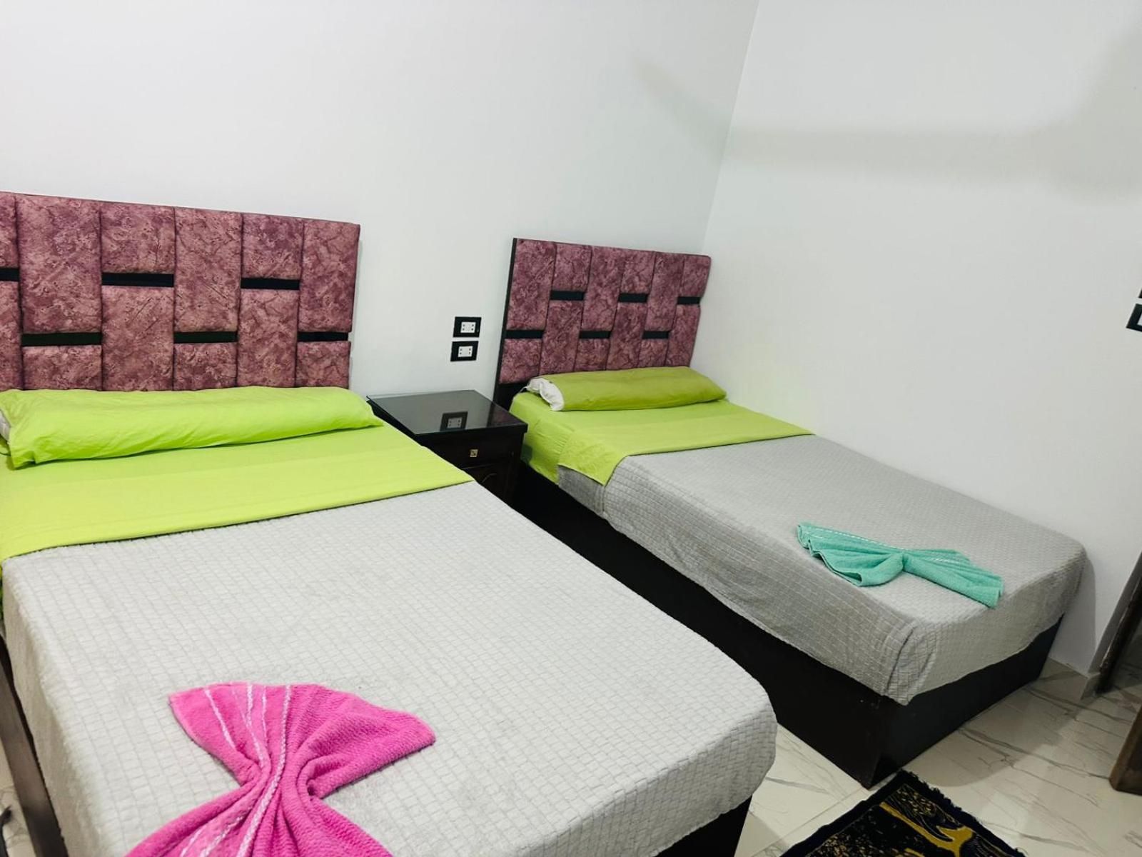 Double or Twin Room with Partial Sea View