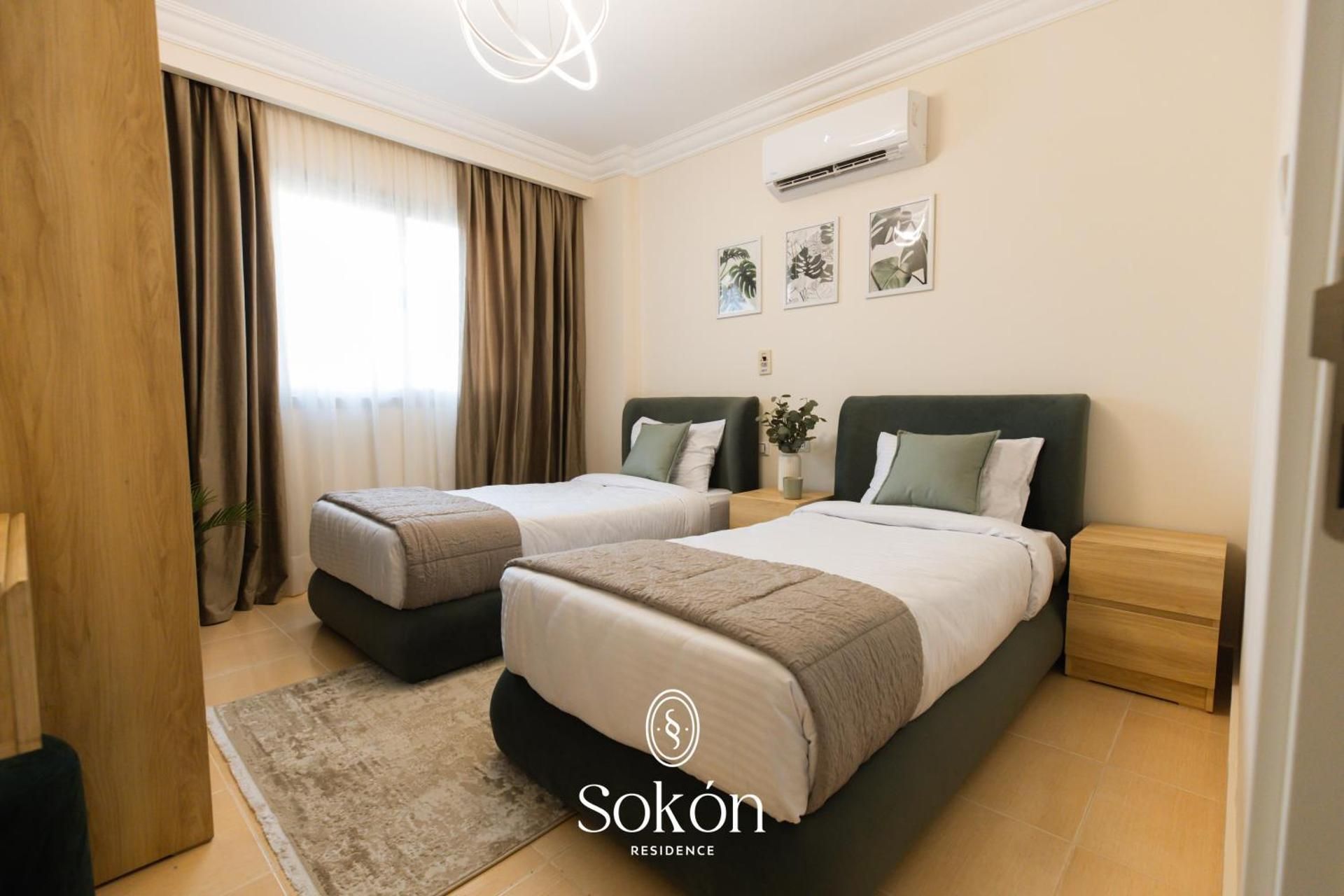 DELUXE APARTMENT