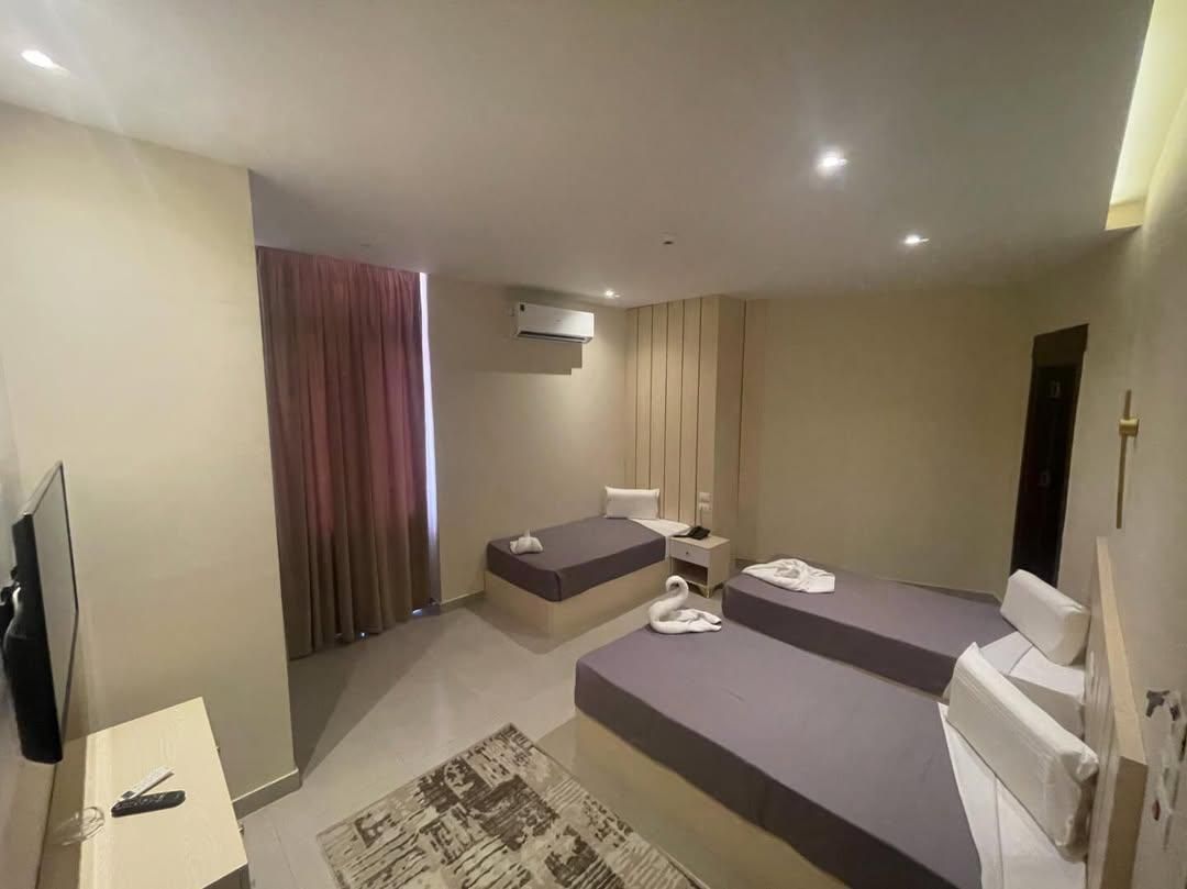 Triple Room with City View