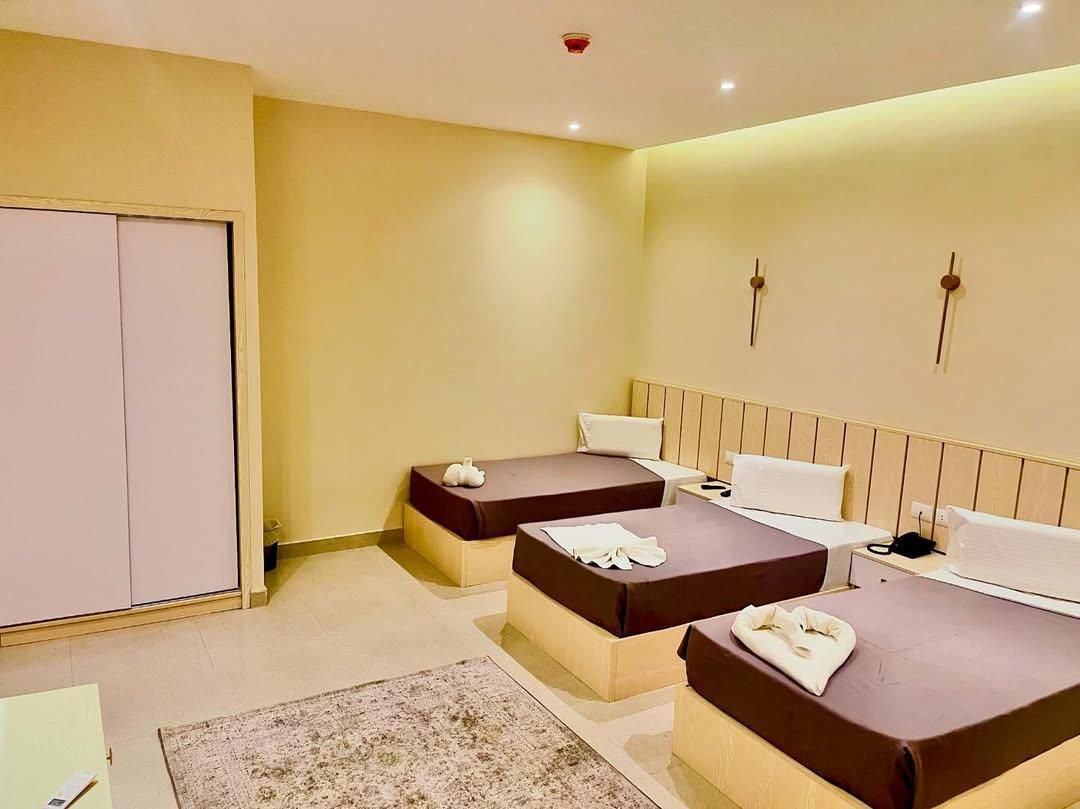 Triple Room with City View