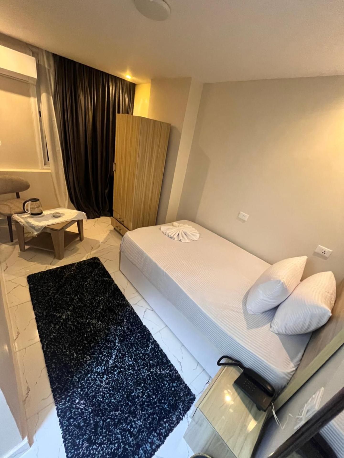 Budget Single Room
