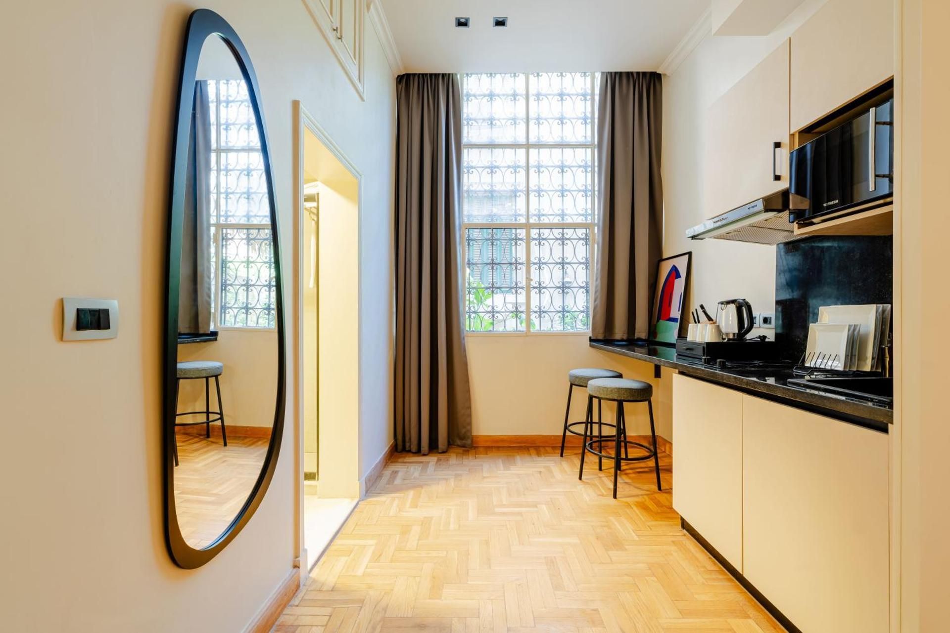 One-Bedroom Deluxe Apartment