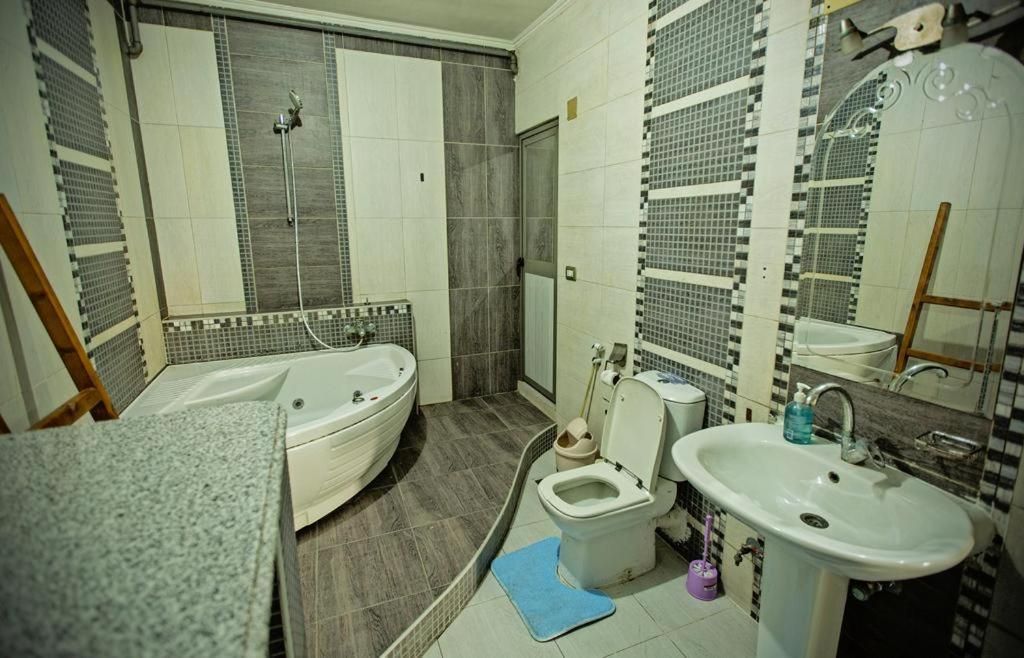 Double or Twin Room with Private External Bathroom