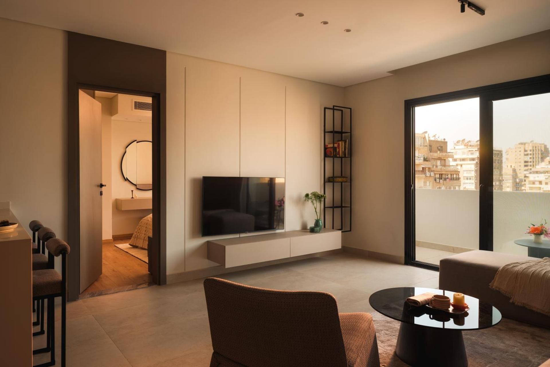 Deluxe One-Bedroom Apartment