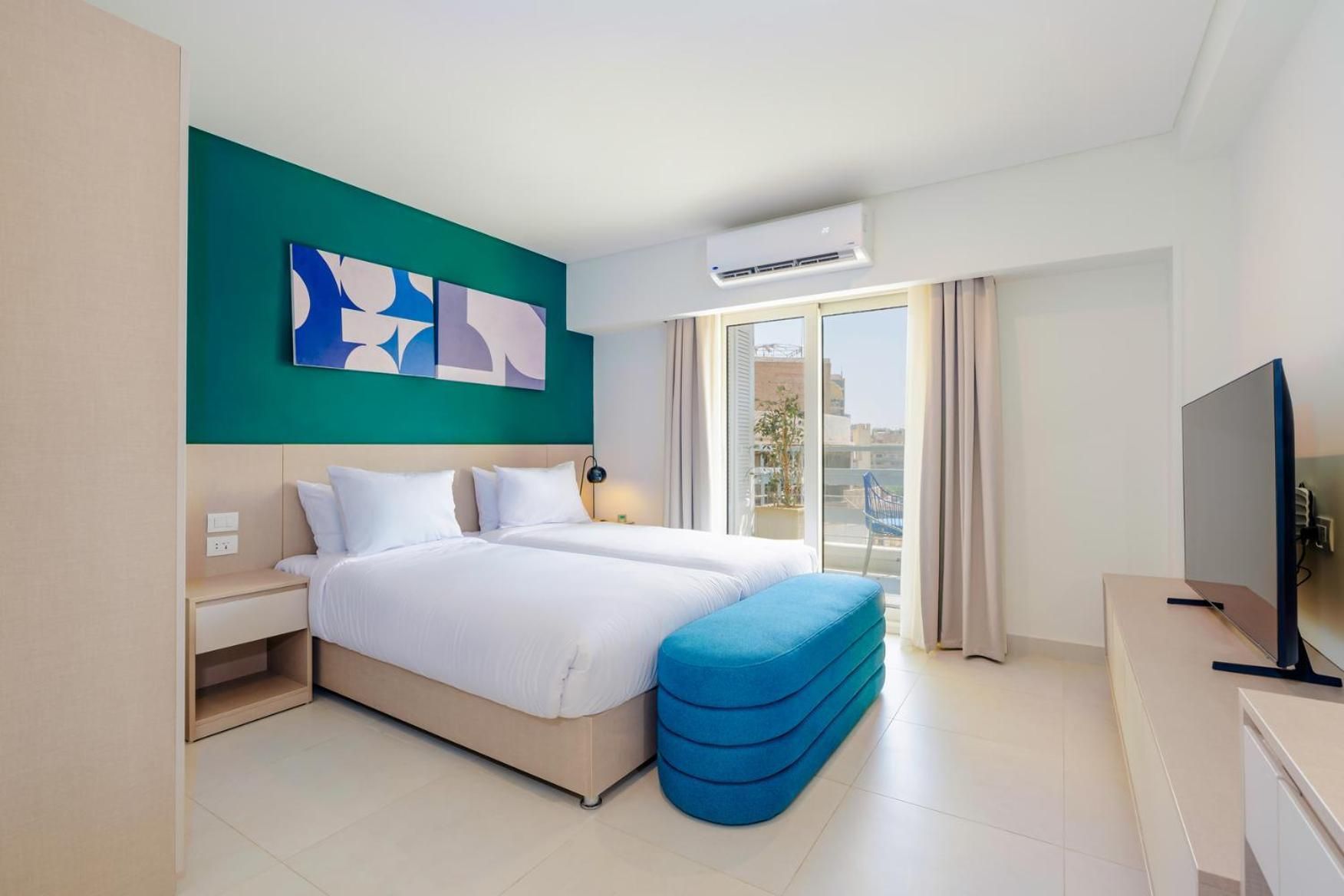One-Bedroom Apartment