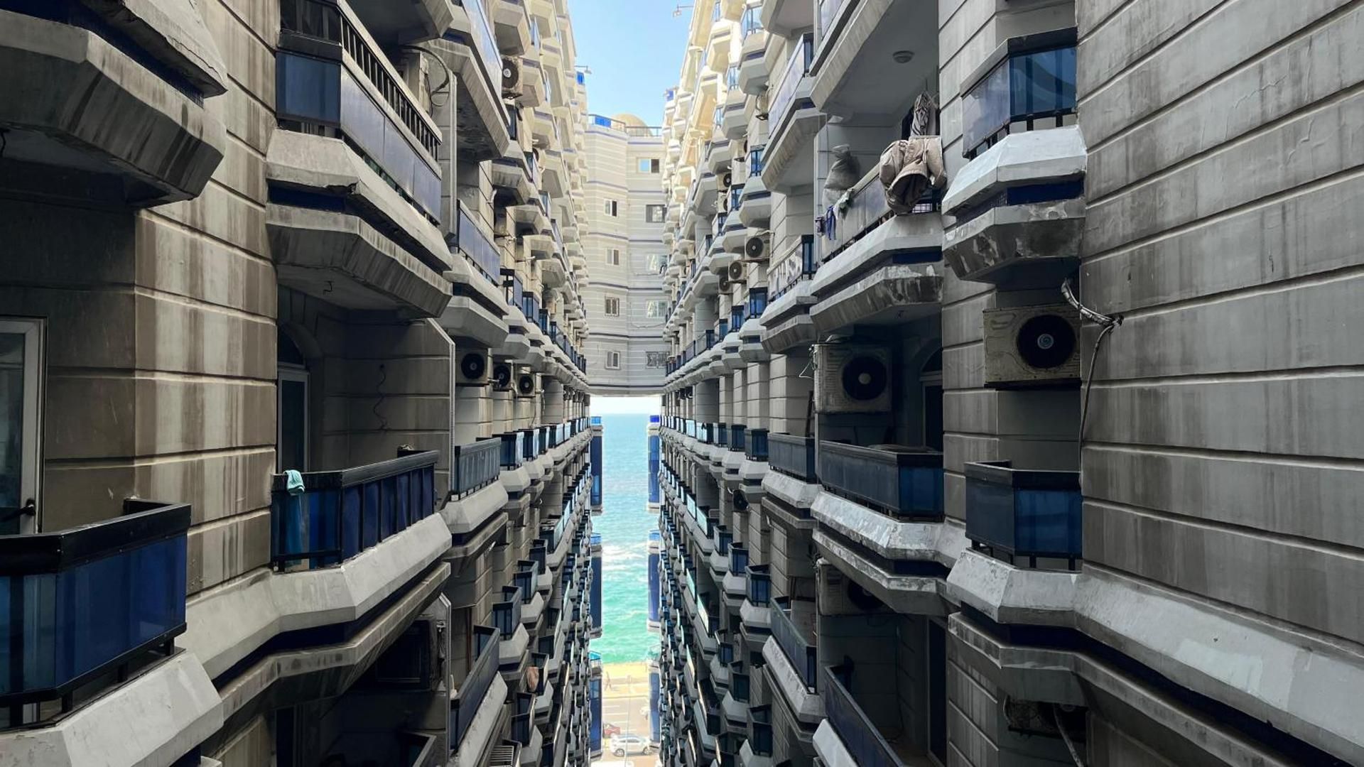 TopLine Three-Bedroom Apartment