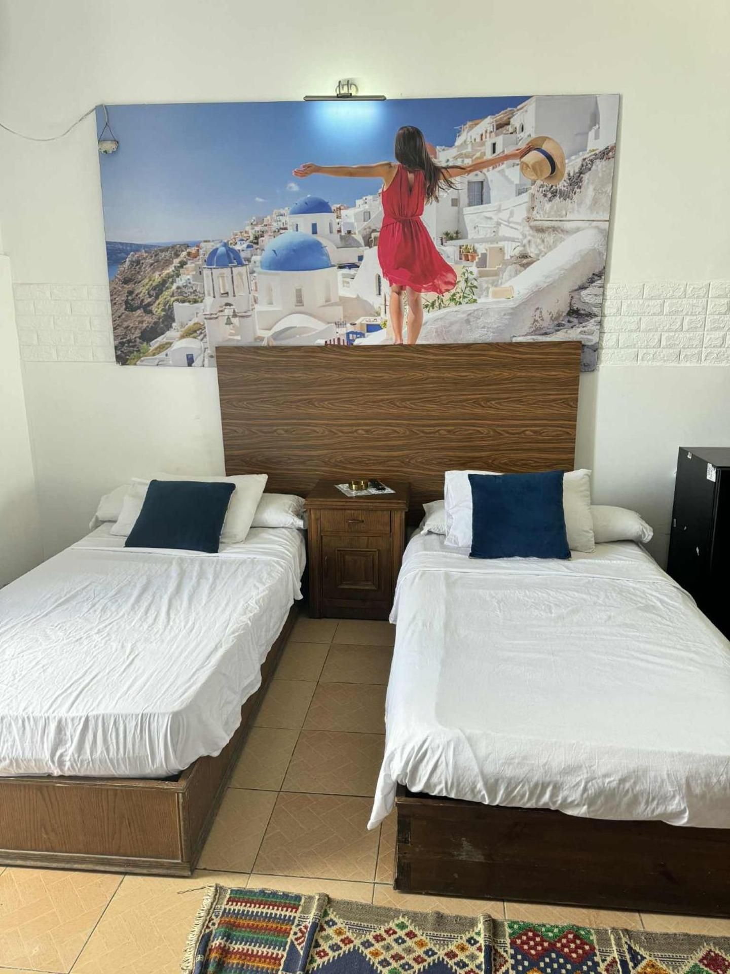Deluxe Double Room with Side Sea View