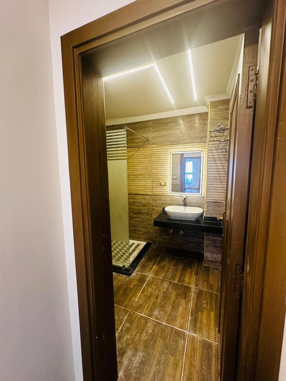 Deluxe Double Room with Side Sea View