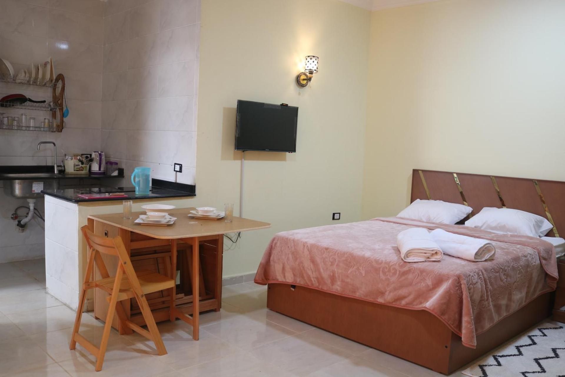 Dolphin suites apartment