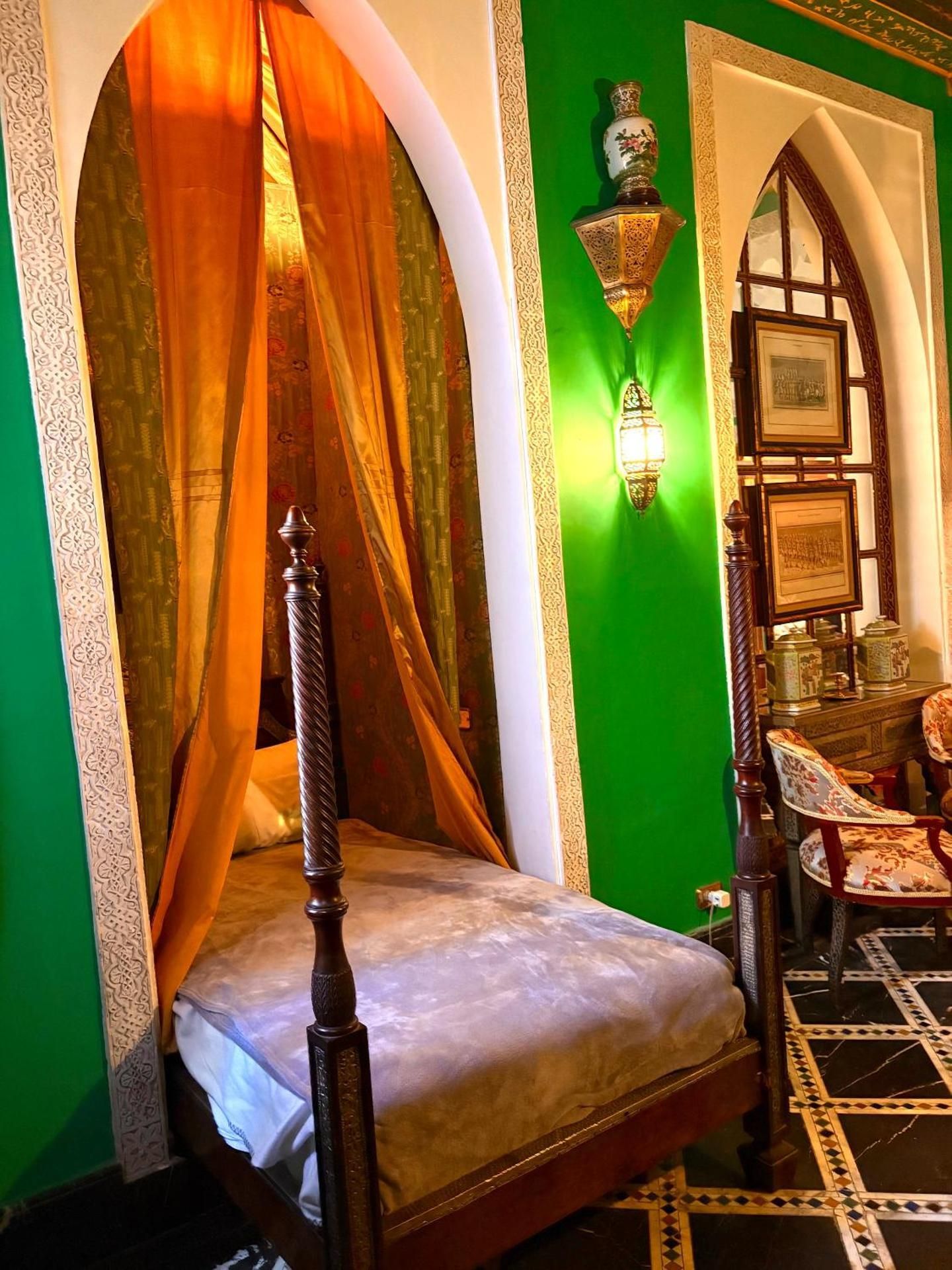Deluxe Single Room