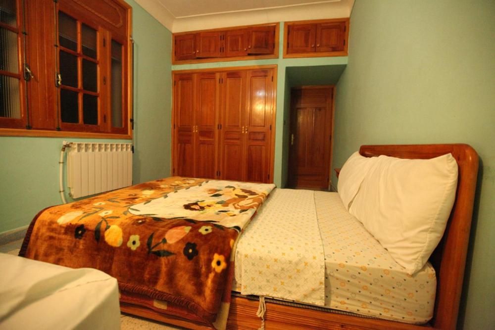 Single Room With Private Bathroom