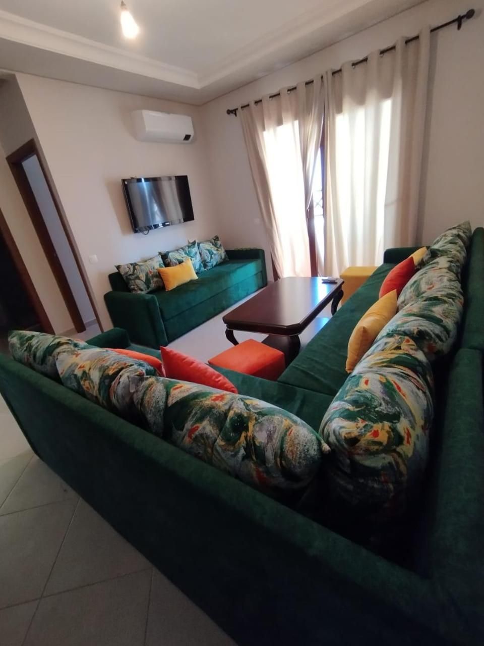 Apartment with Garden View