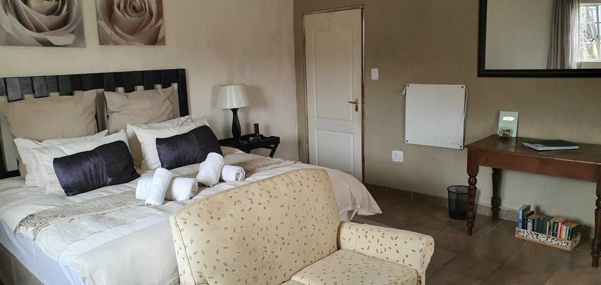Double Room with Private Bathroom