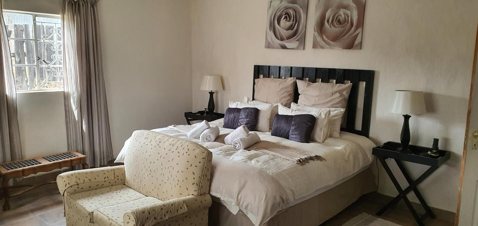 Double Room with Private Bathroom