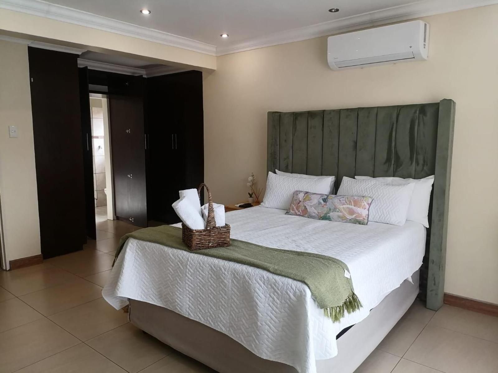 Double Room with Pool View