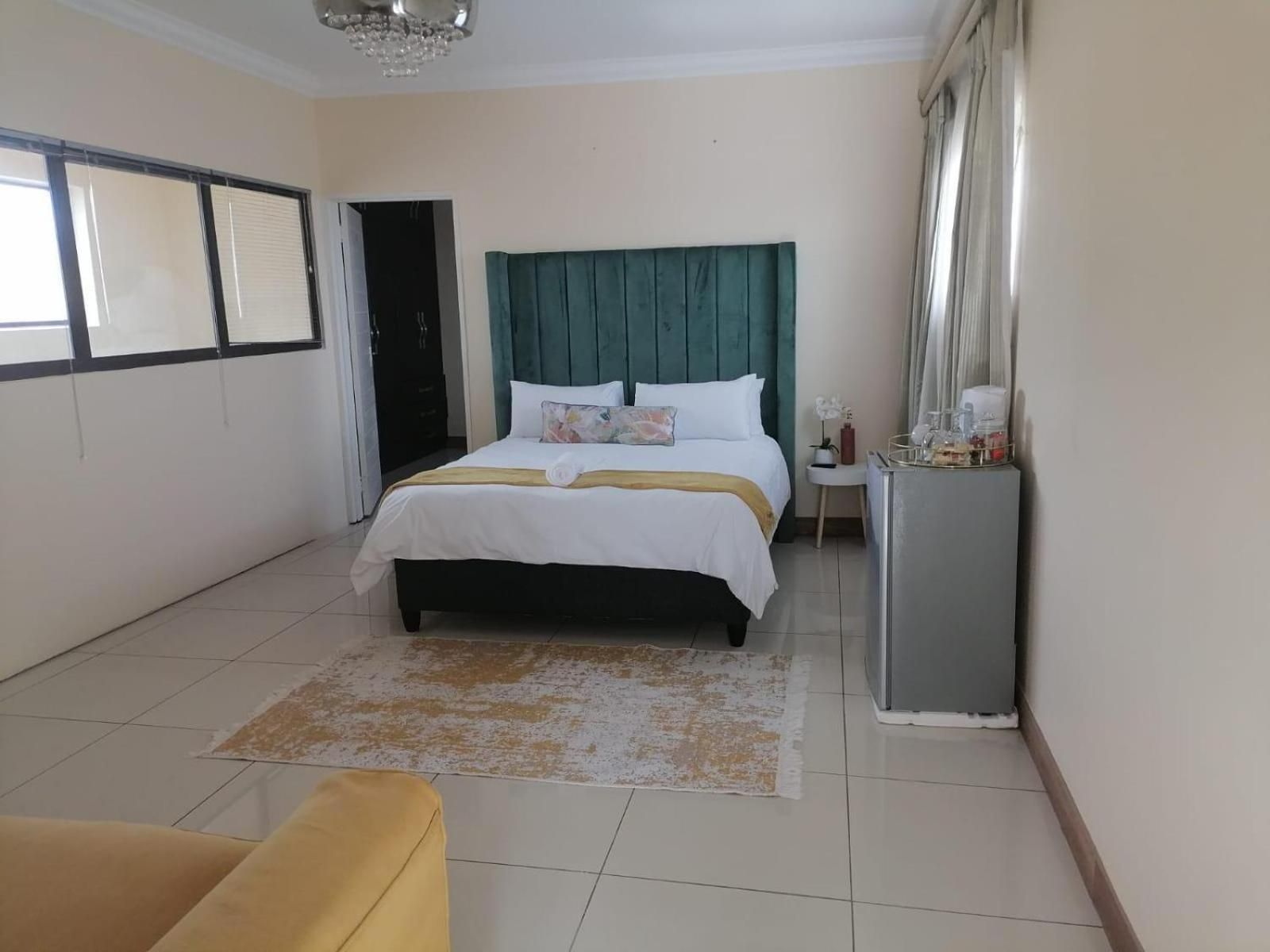 Deluxe Suite