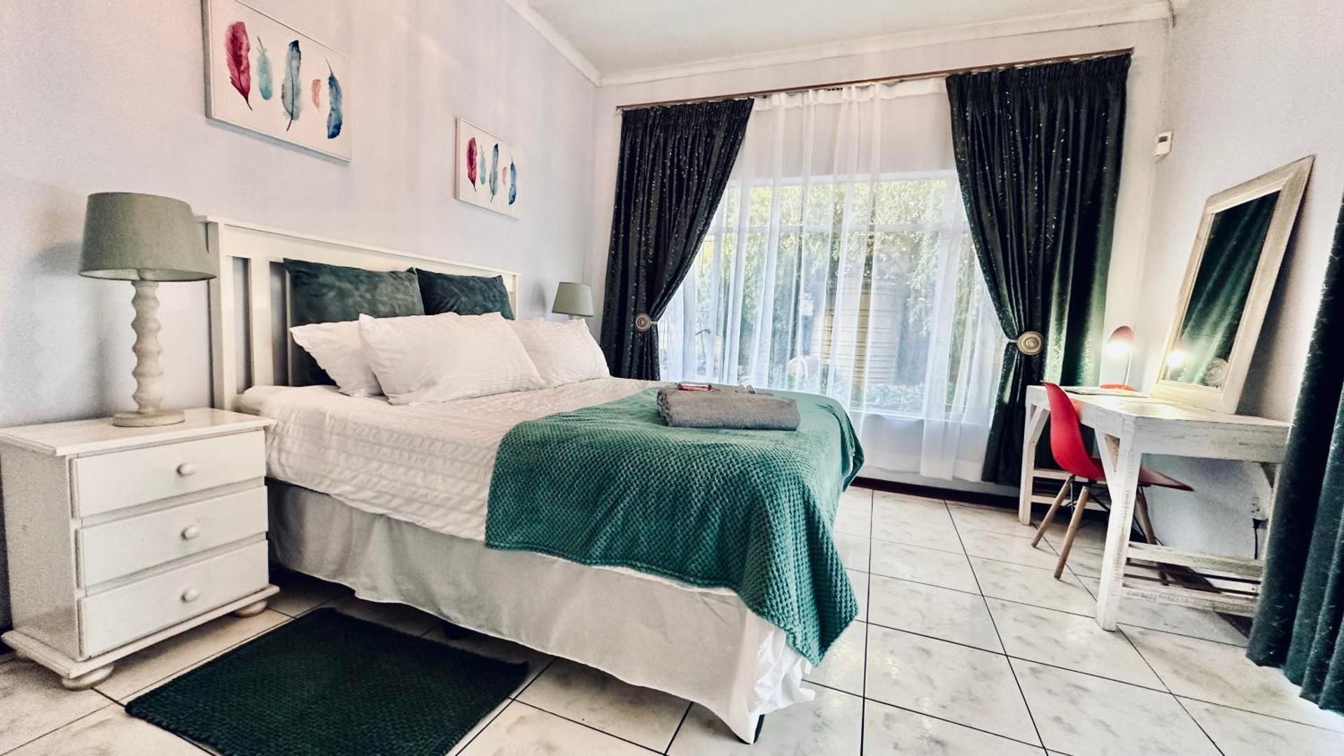 Superior Queen Room