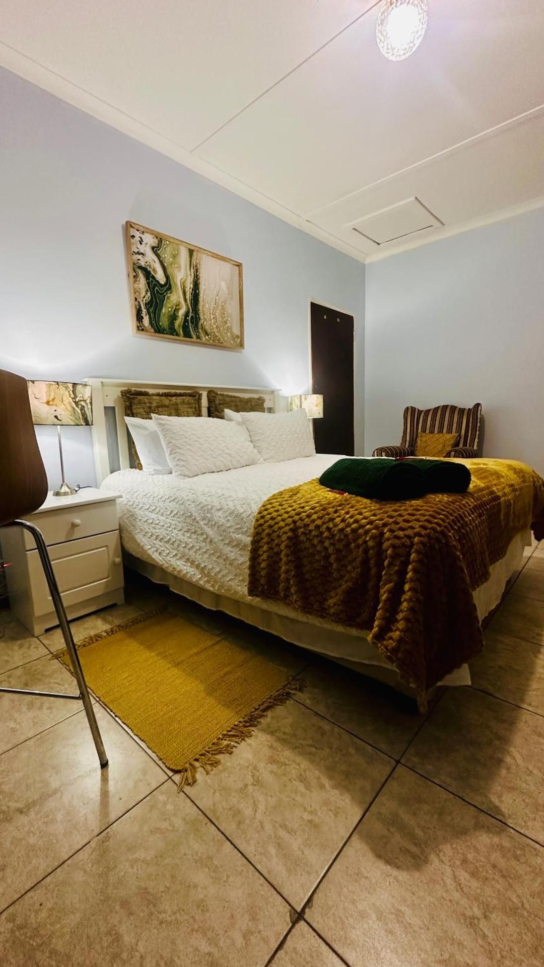Queen Room