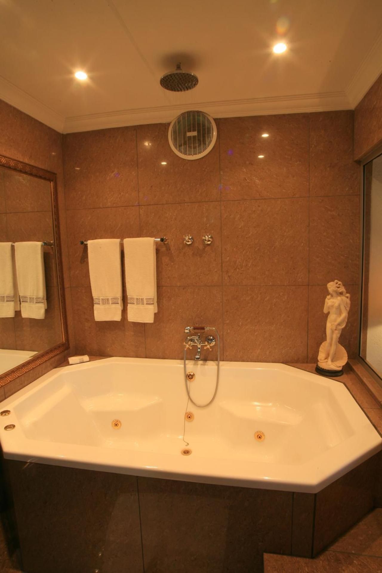 Double Room with Spa Bath