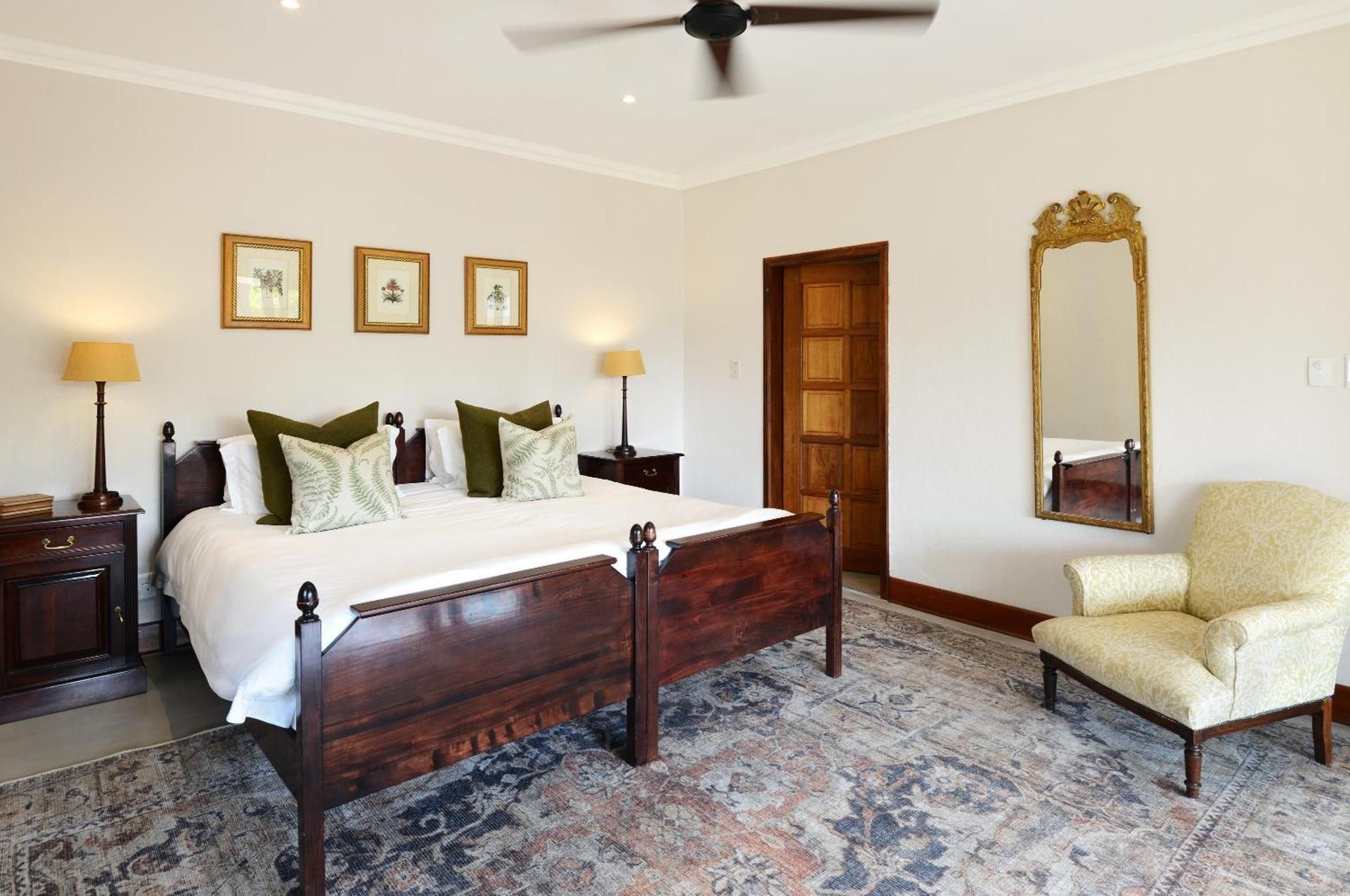 Luxury King Room