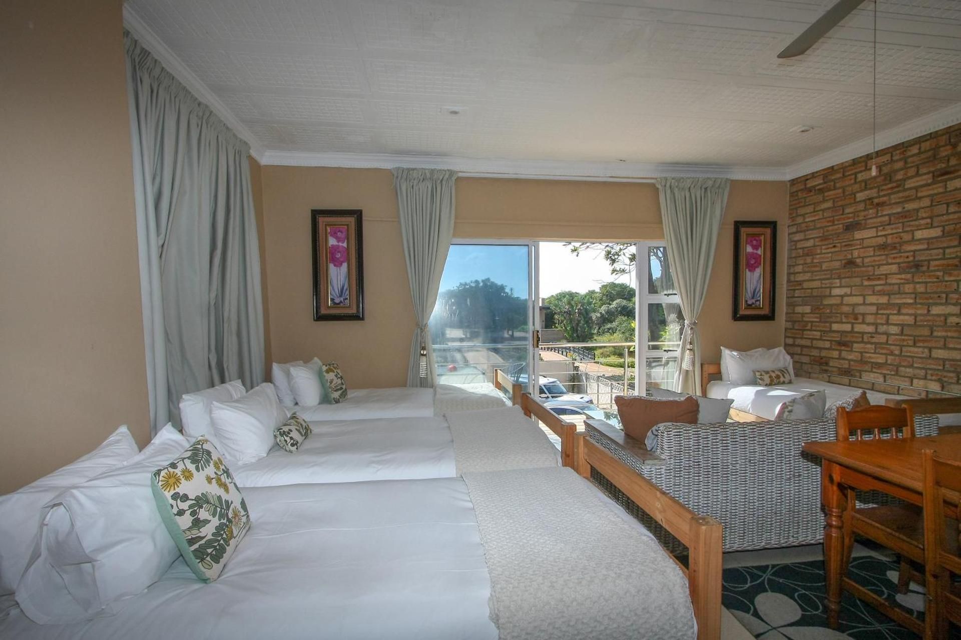 One-Bedroom Apartment with Balcony