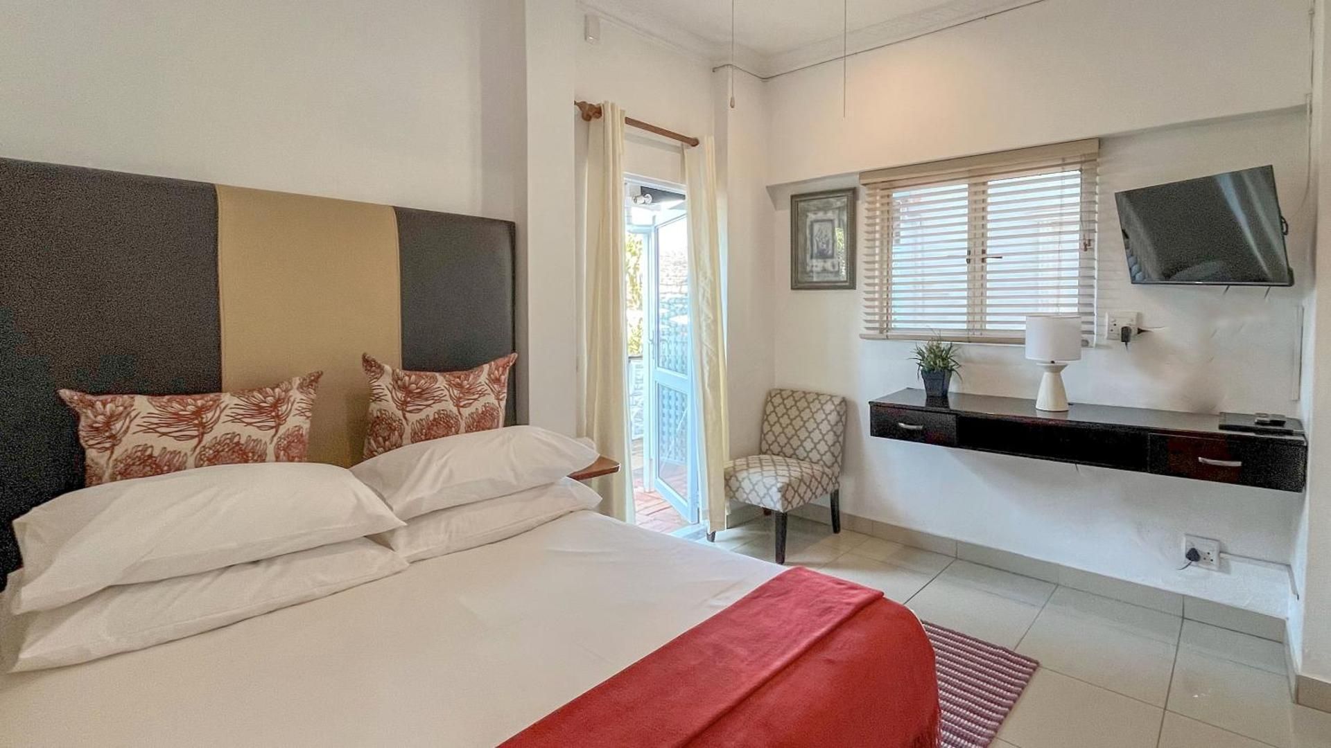 Double Room with Private Bathroom