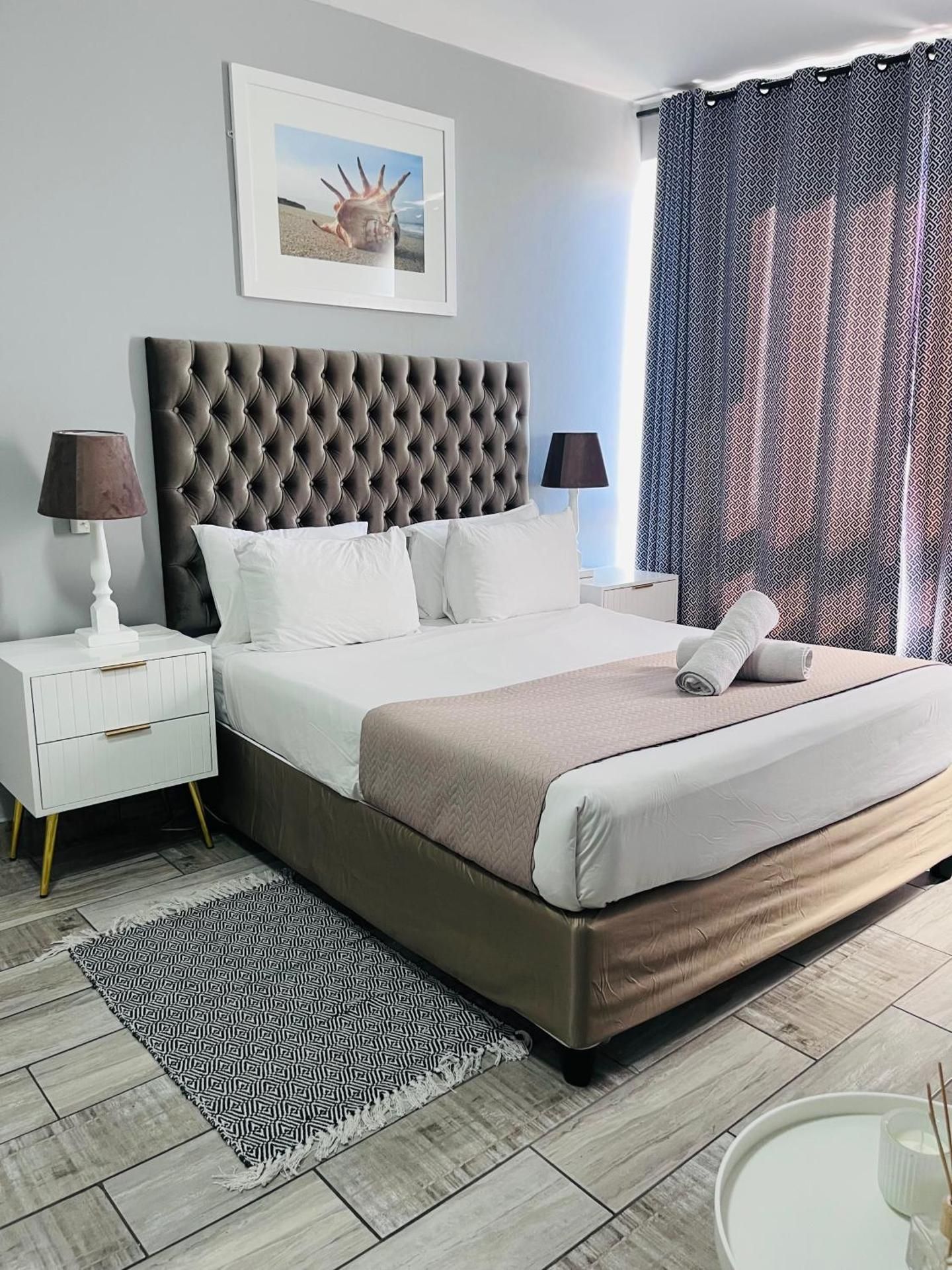 Two-Bedroom Apartment with Sea View