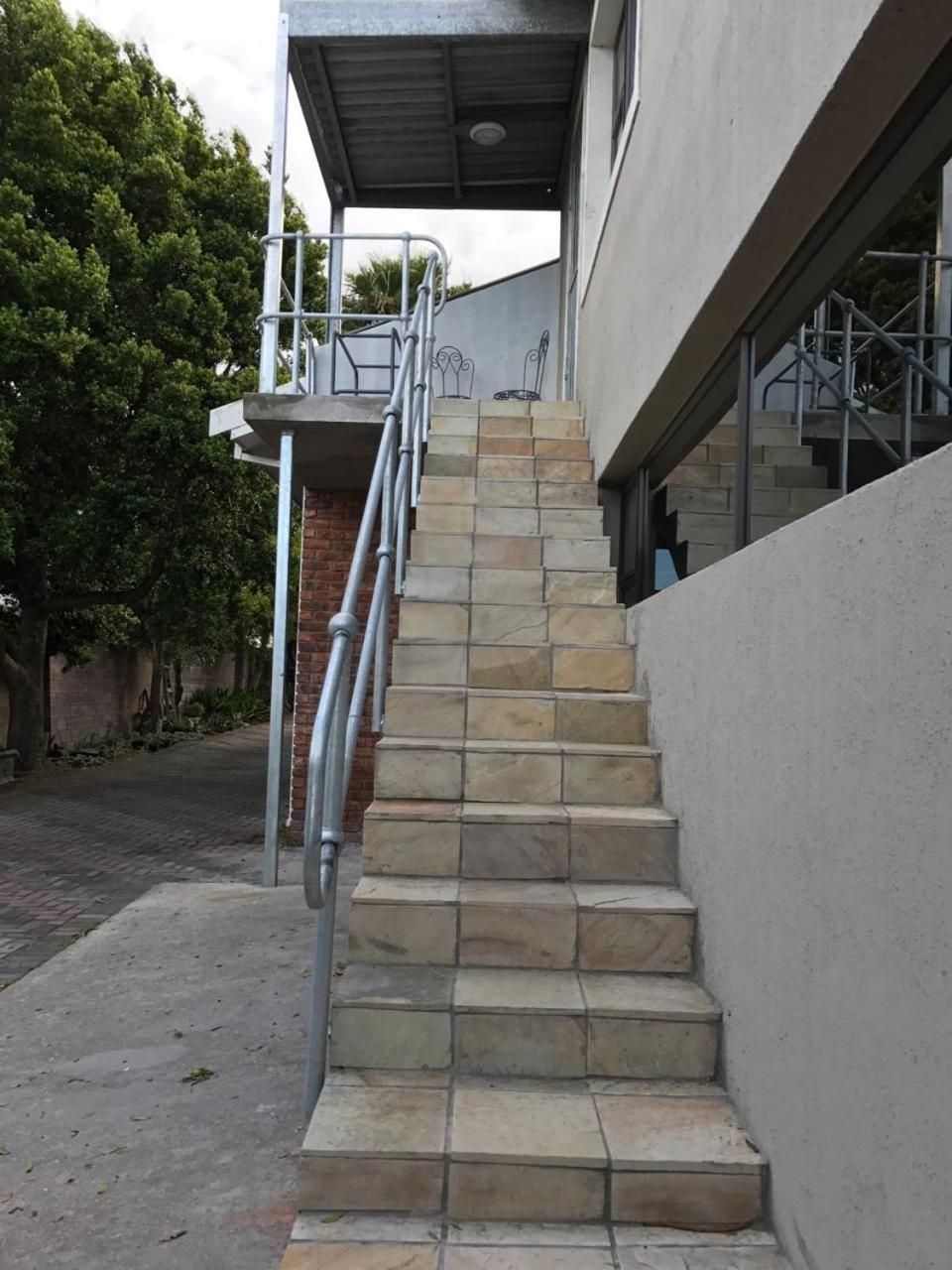 Studio 7 on Risa