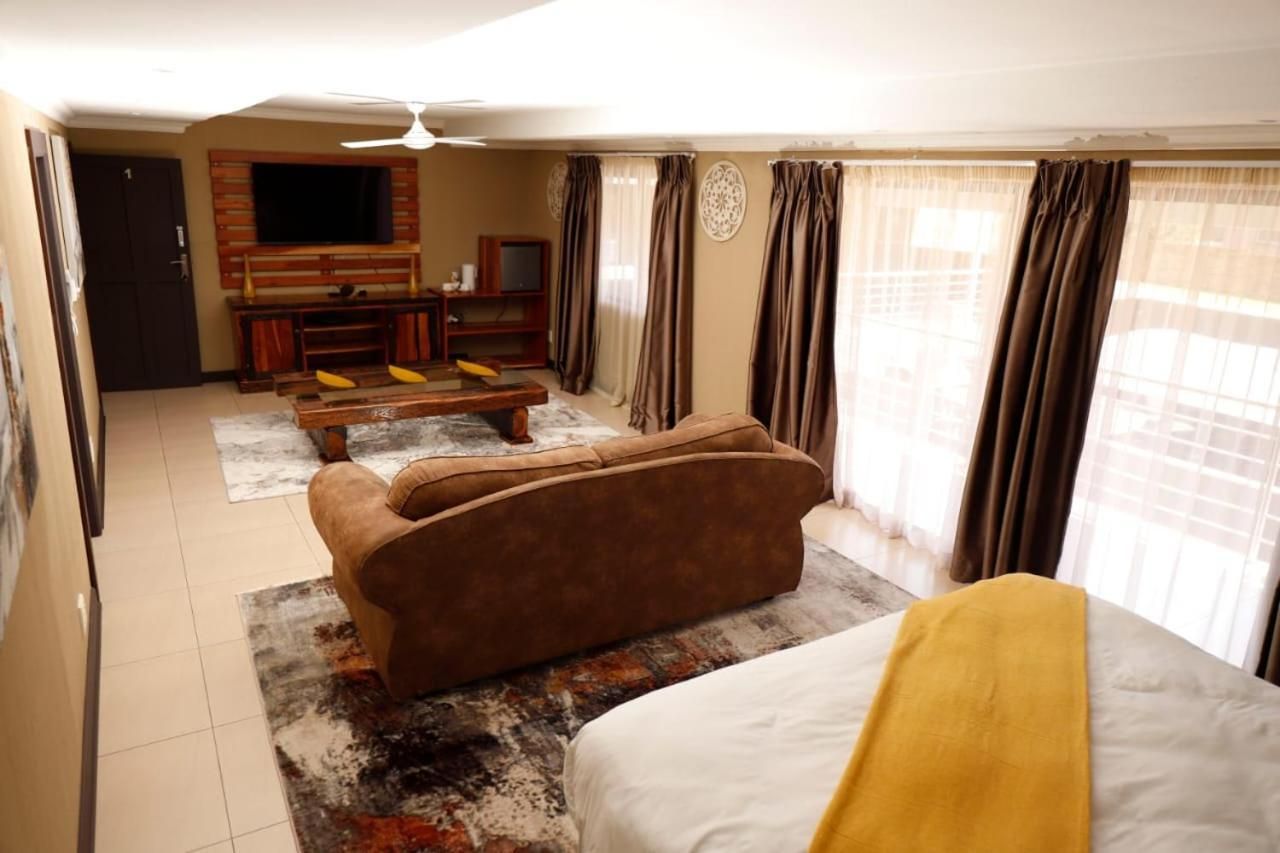 Lily's Guesthouse Deluxe Double Room