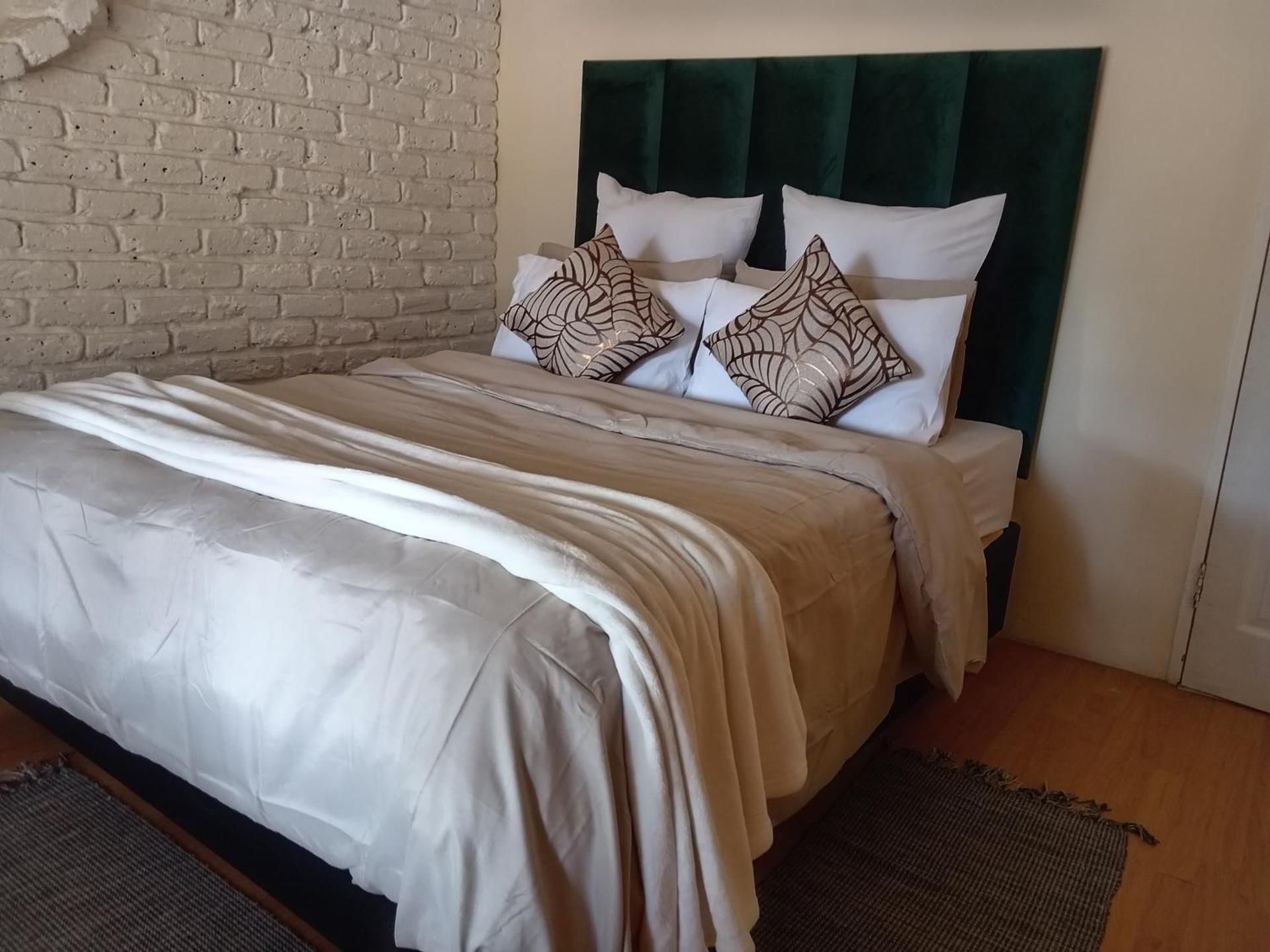 Double Room with Private External Bathroom