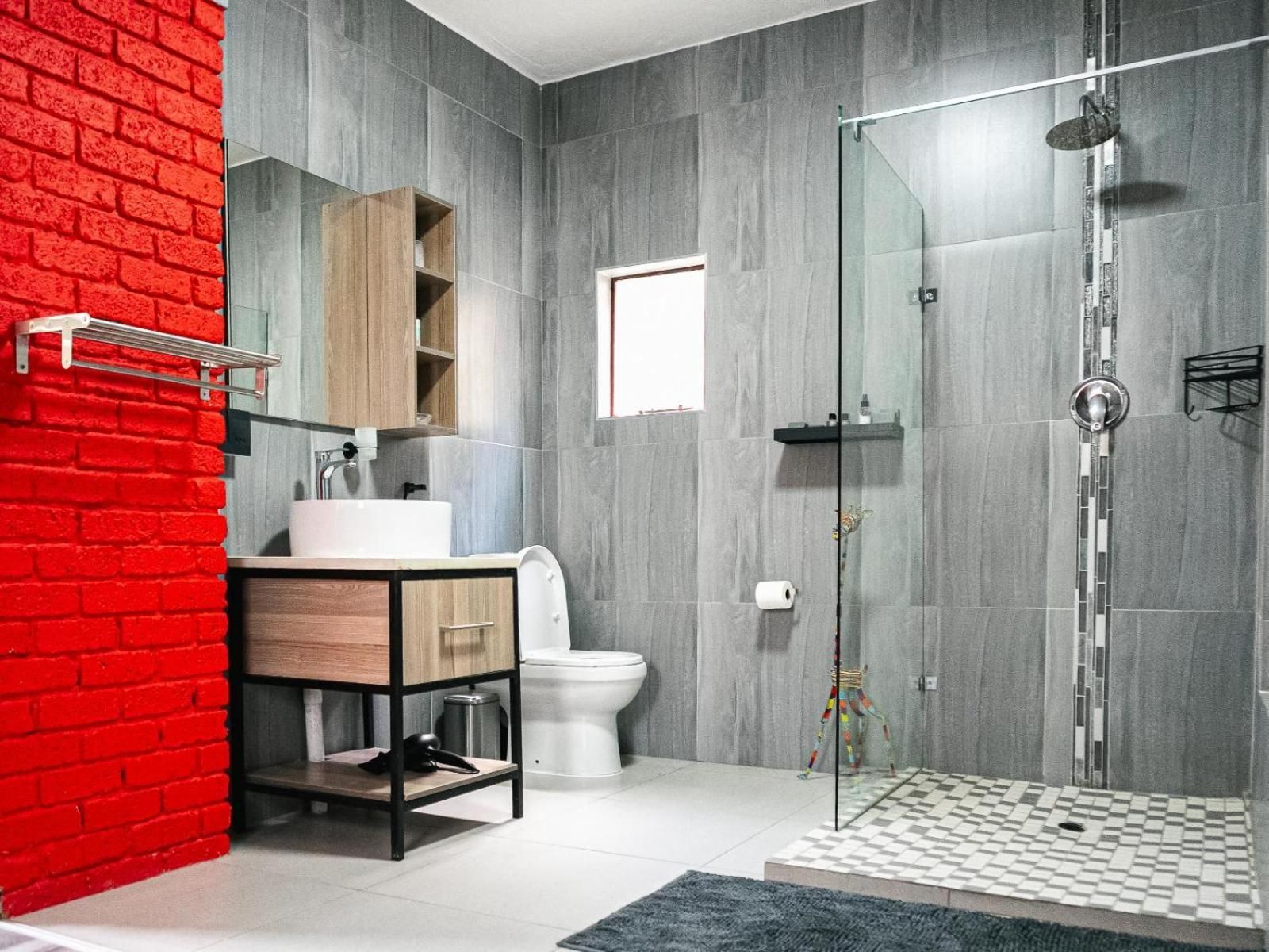 Soweto Boutique Hotel Deluxe King Room 2