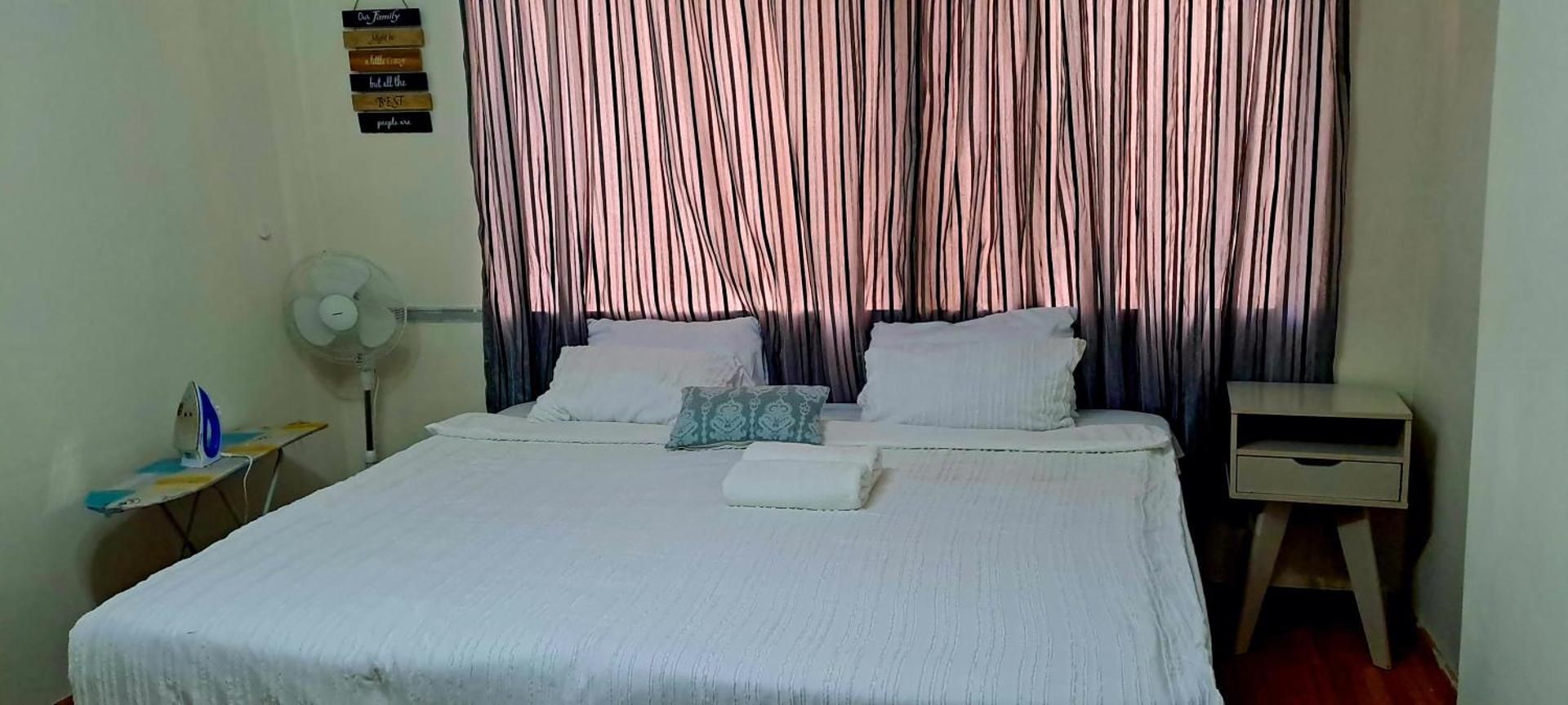 Classic One-Bedroom Apartment with King Bed