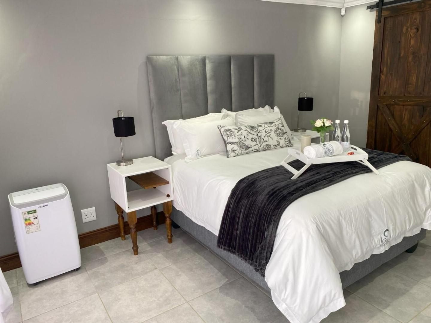 Classic Queen Room