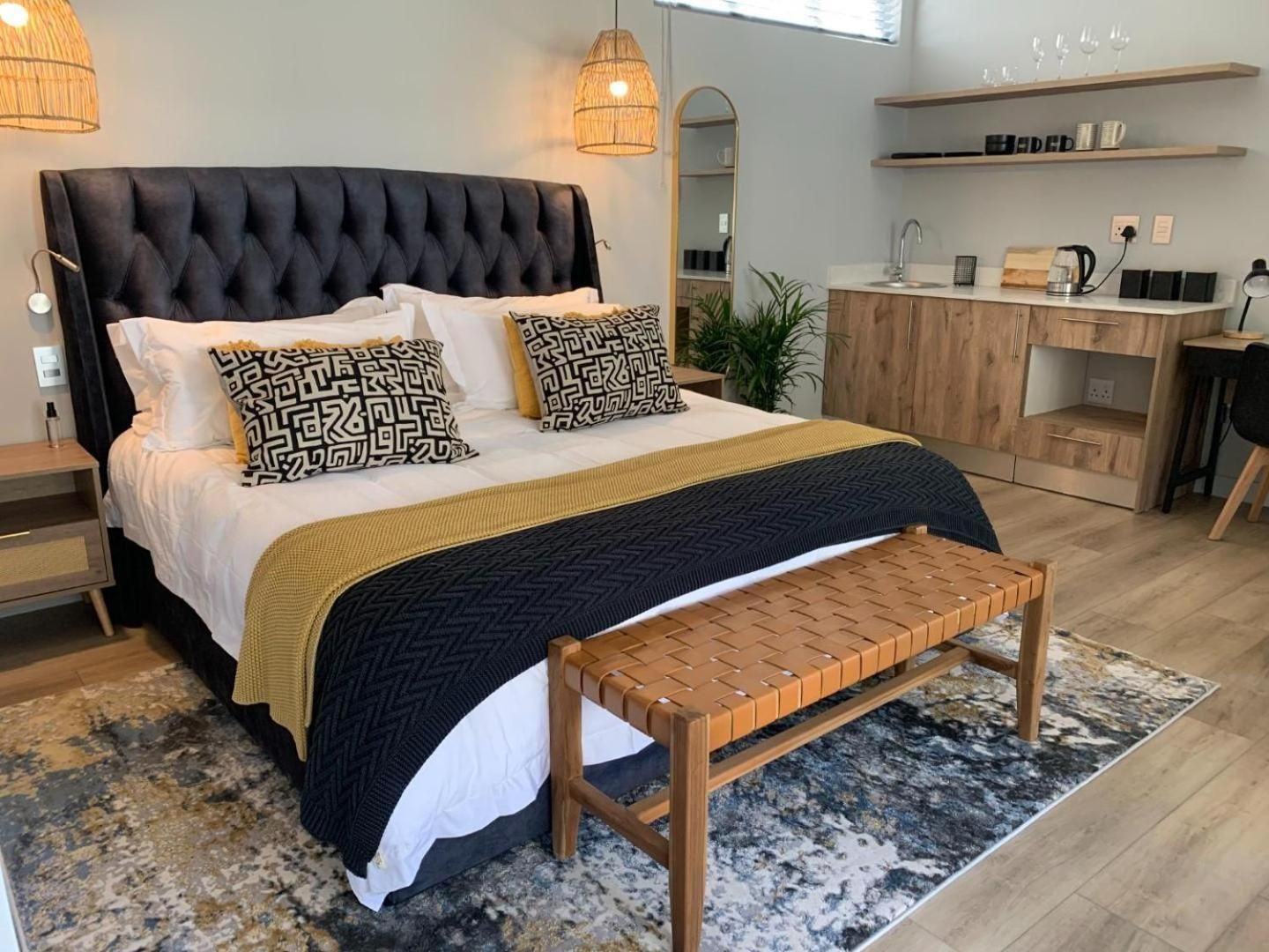 Luxury King Room