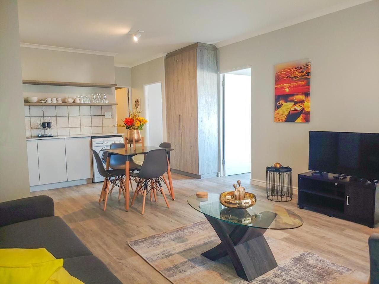 Two-Bedroom Deluxe Apartment