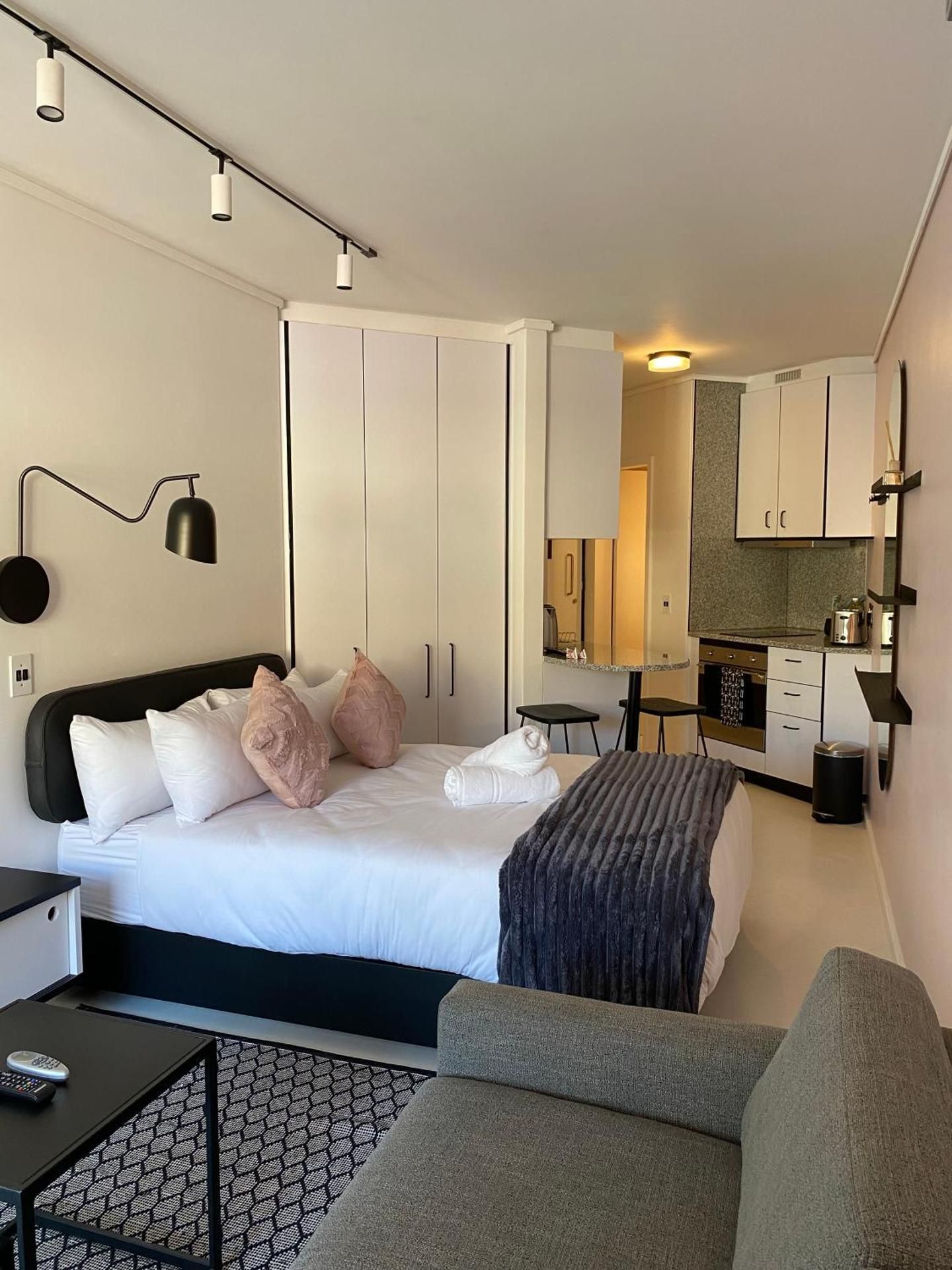 Studio Apartment