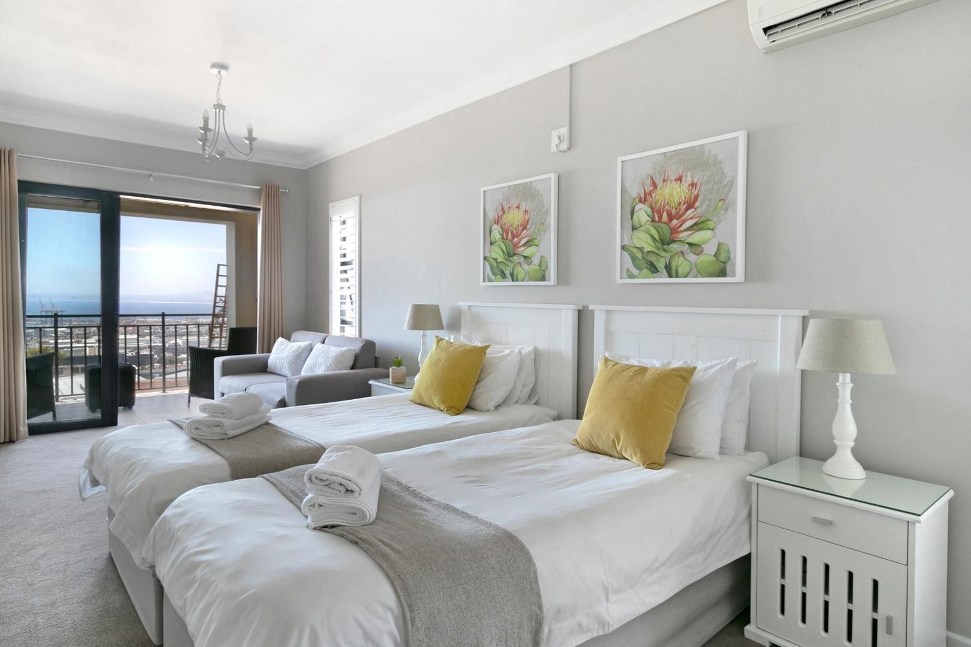 THREE BEDROOM APARTMENT HARBOUR VIEWS