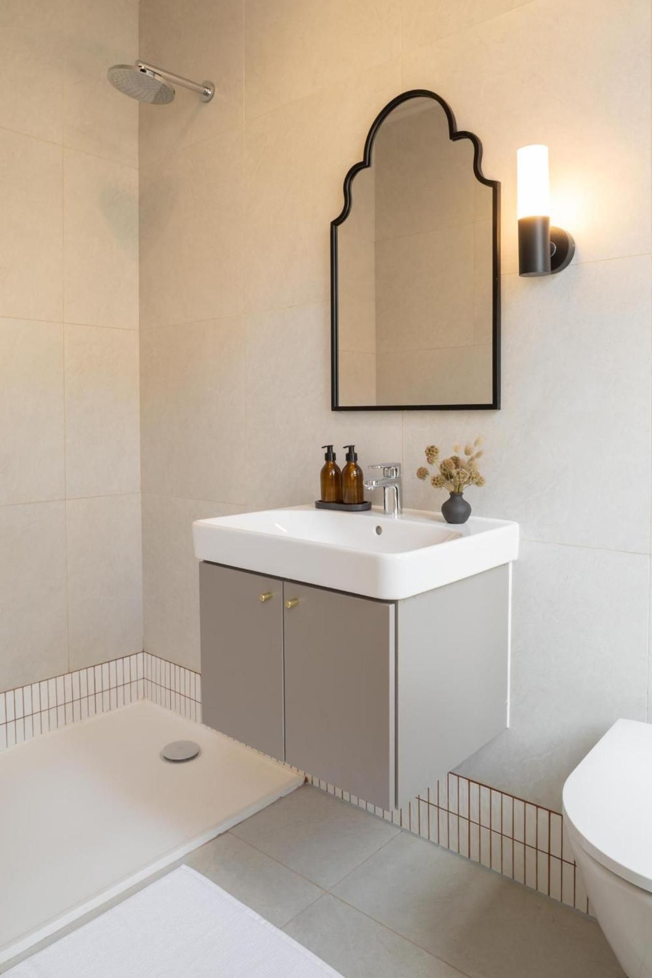 One-Bedroom Standard Apartment