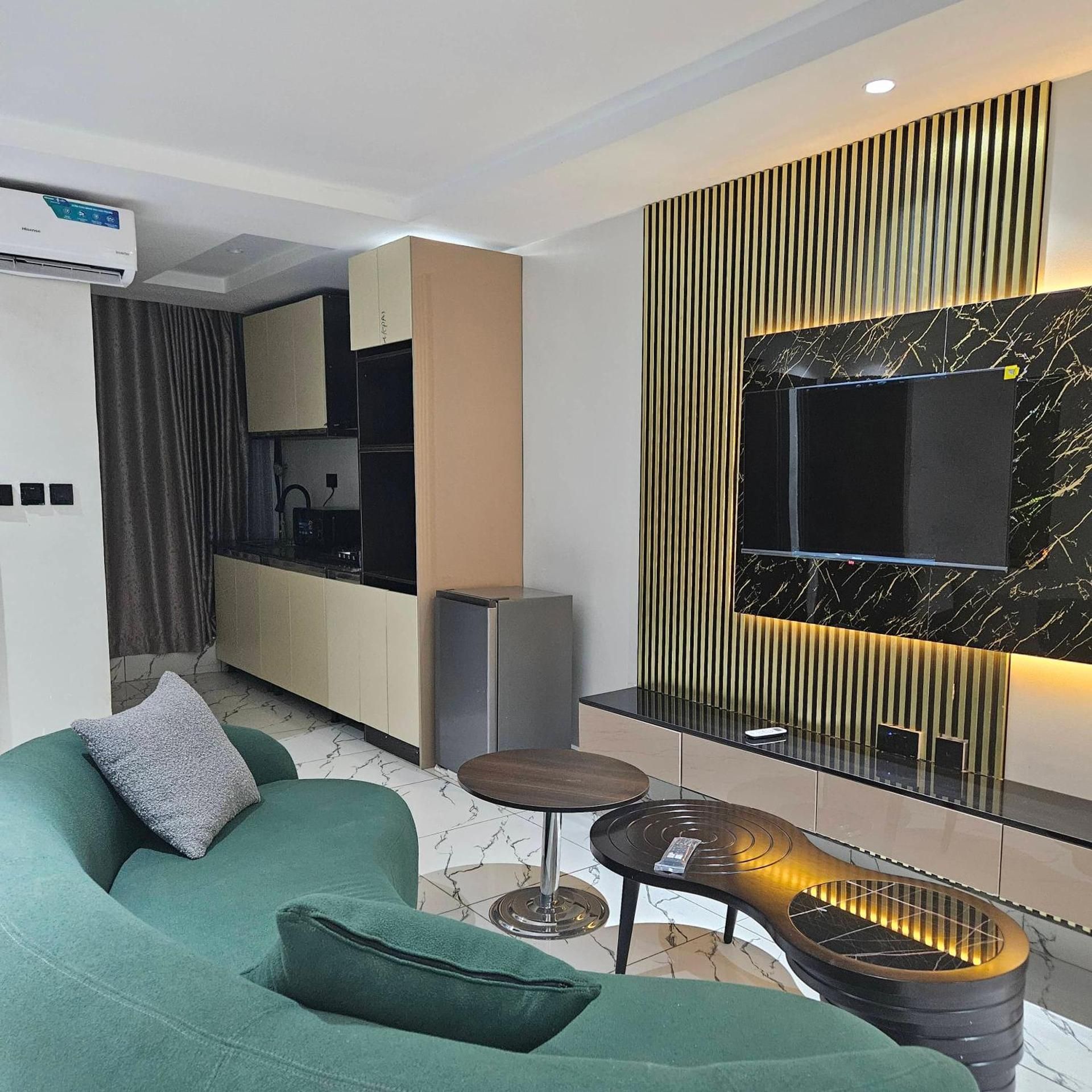 Anibex Luxe