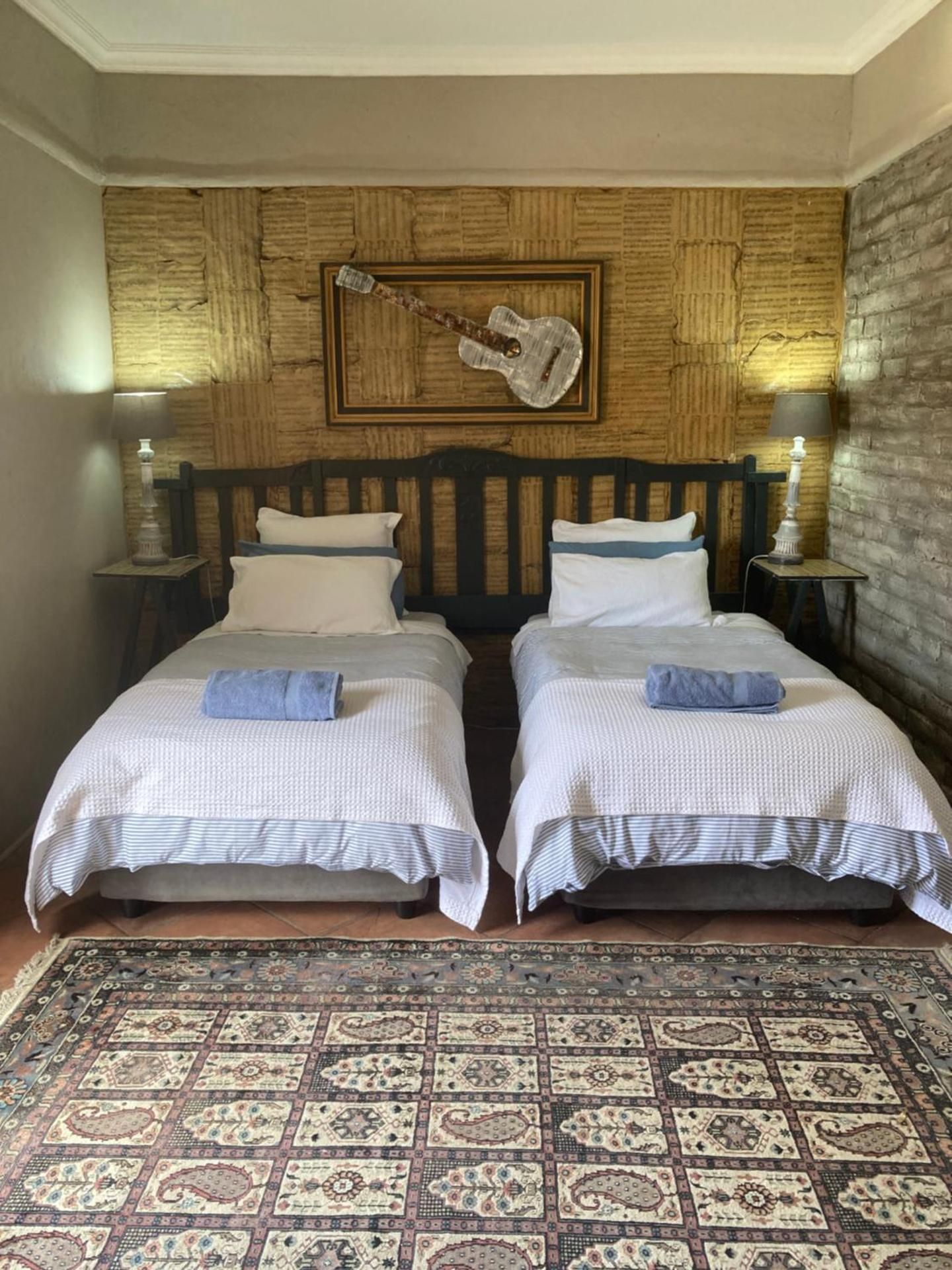 Standard Twin Room
