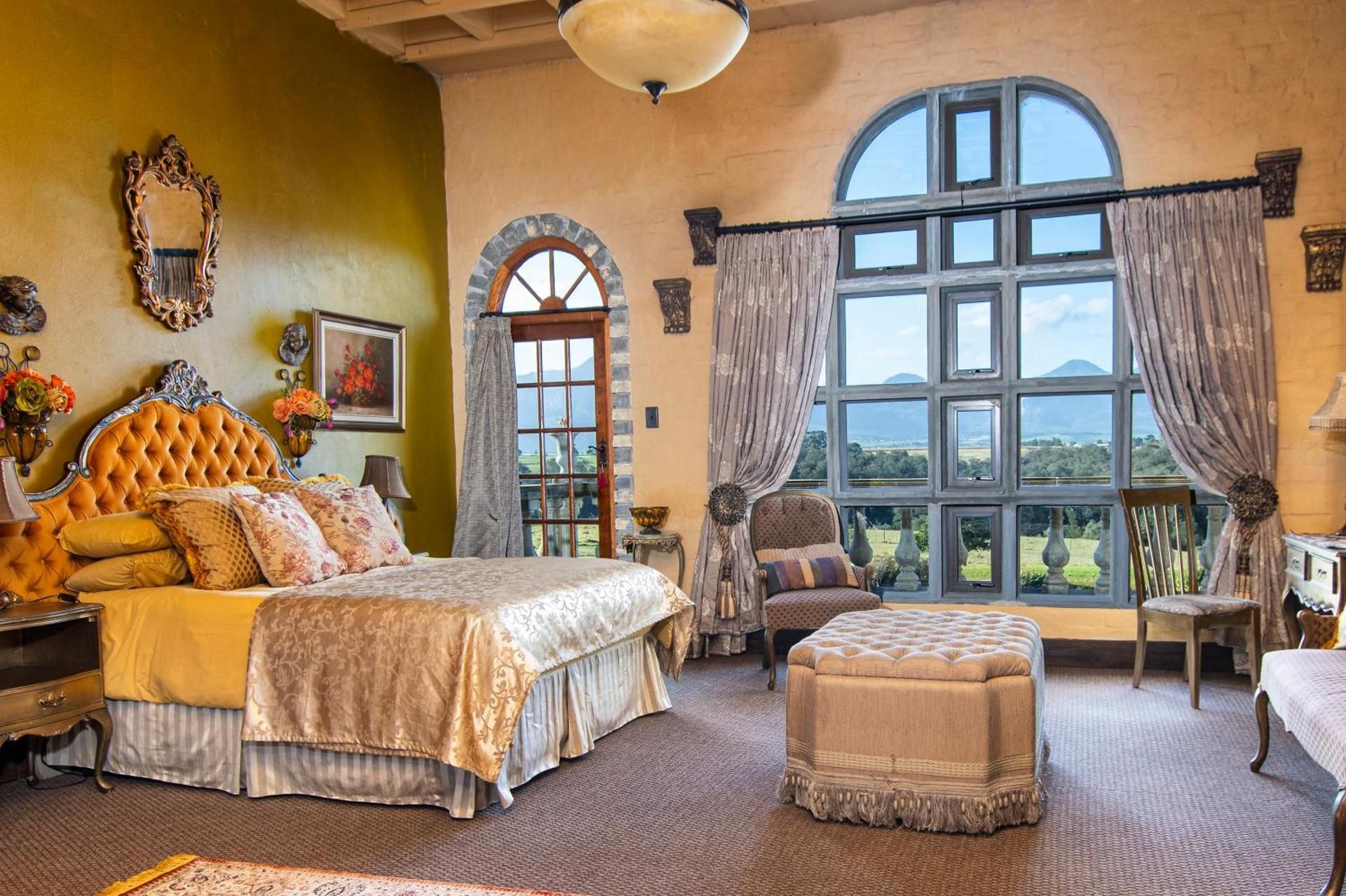 Queen Room with Balcony