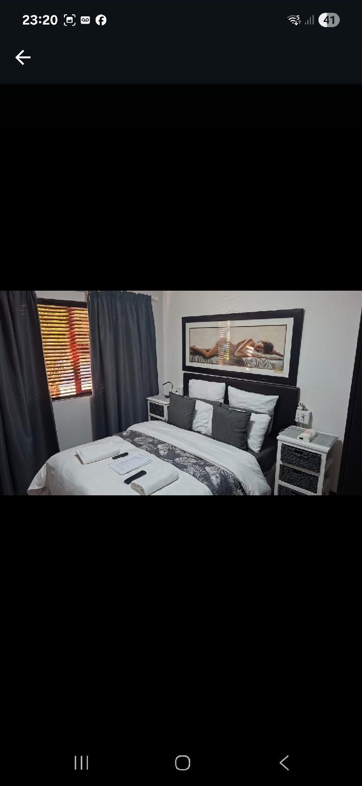 Queen Accessible Guest Room